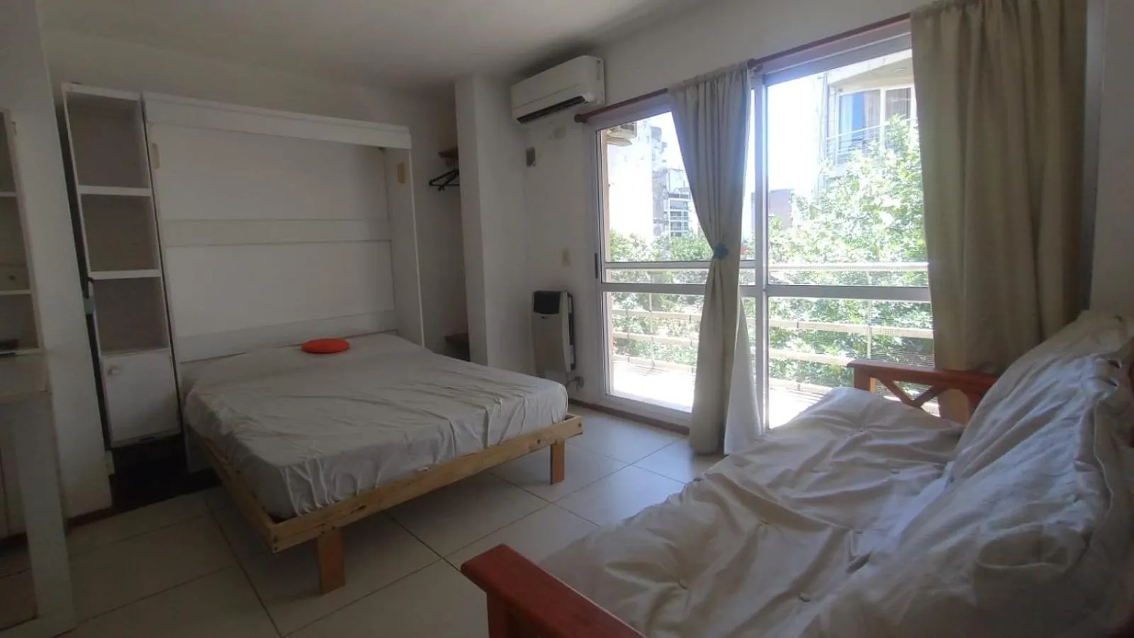 Bed in Monoambiente Amplio En Barrio MARTIN