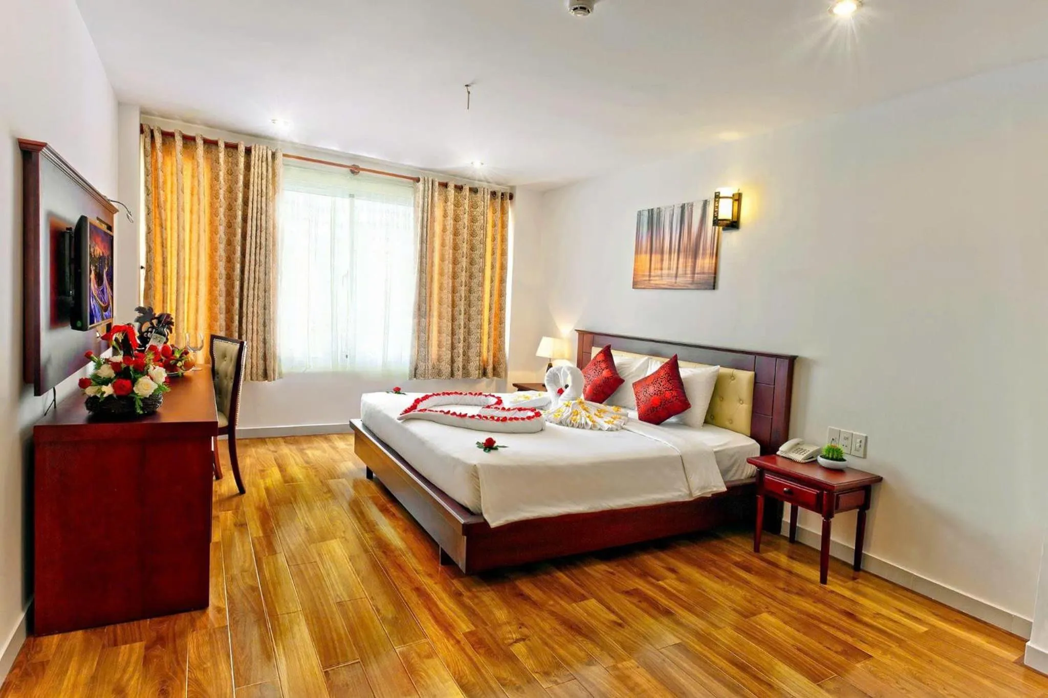 Photo of the whole room, Bed in Lanxy Hotel Nha Trang