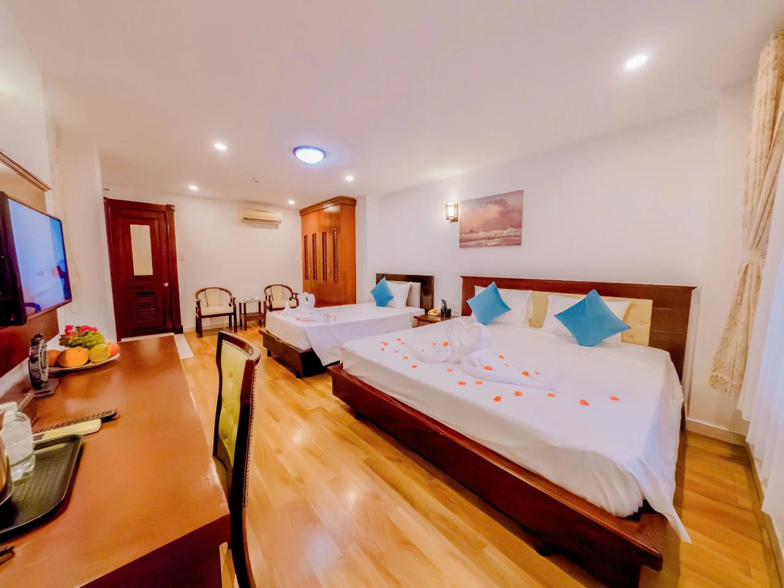 Photo of the whole room, Bed in Lanxy Hotel Nha Trang