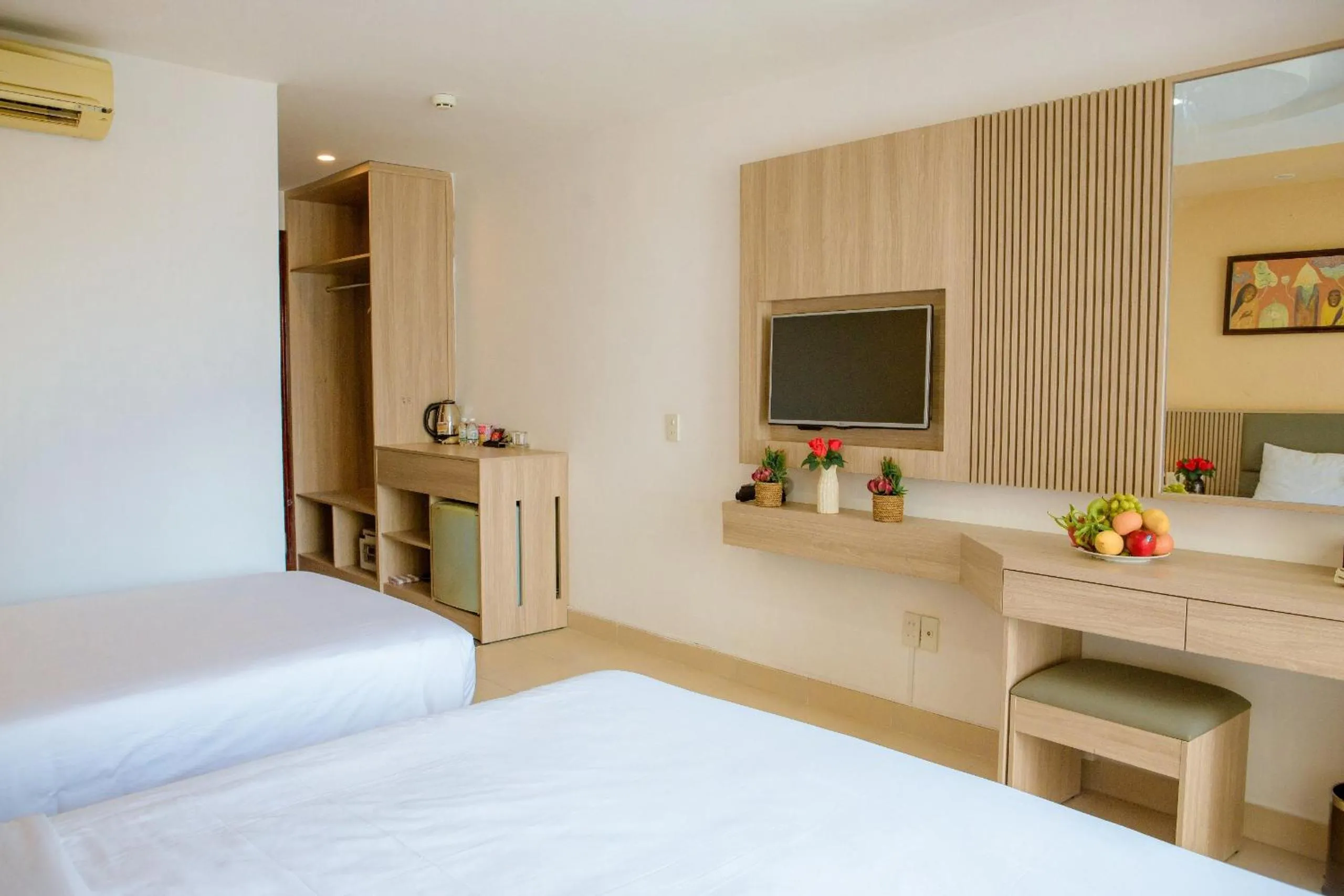 Bedroom, Bed in Lanxy Hotel Nha Trang