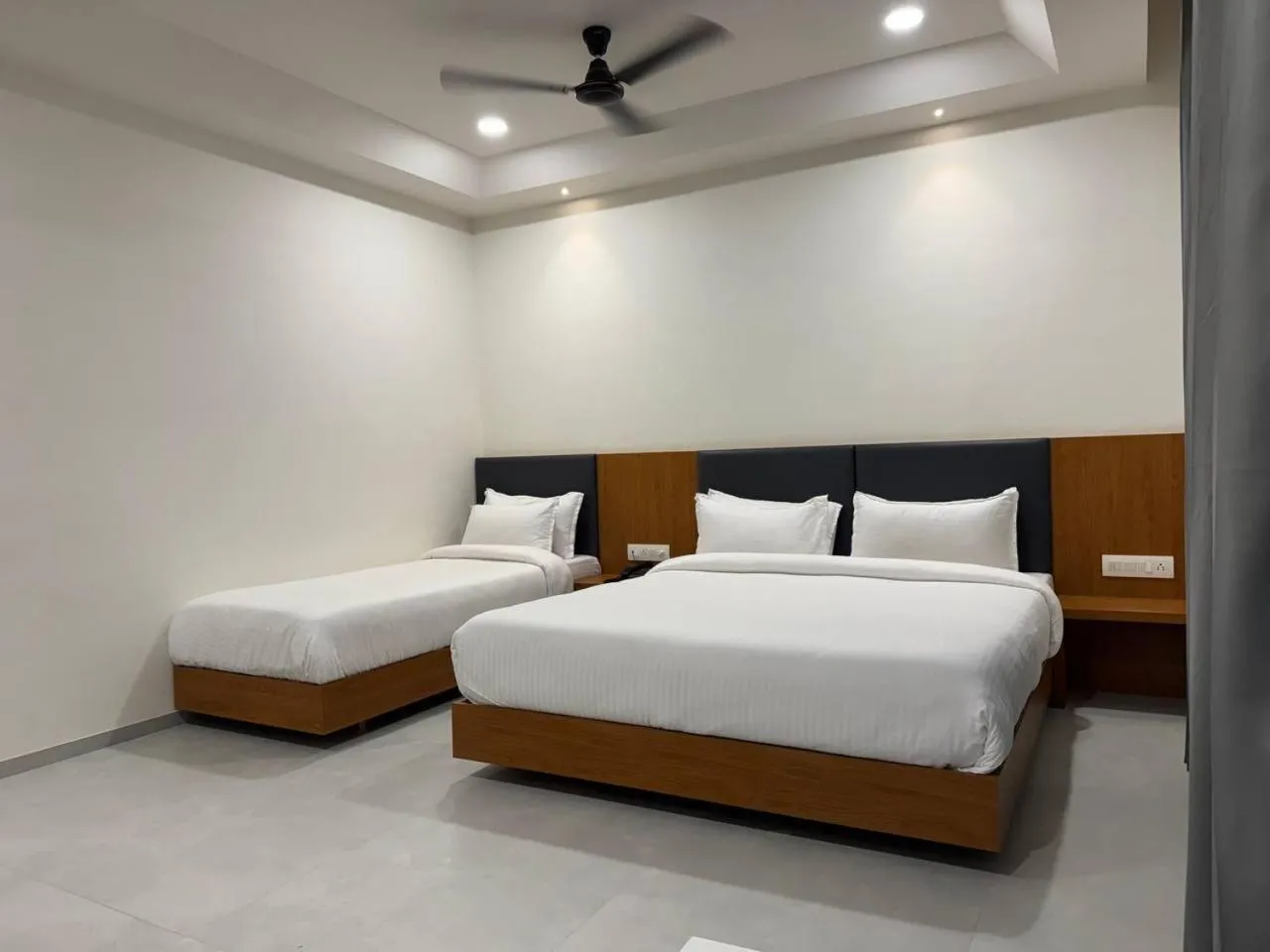 Hotel Madhukta Inn
