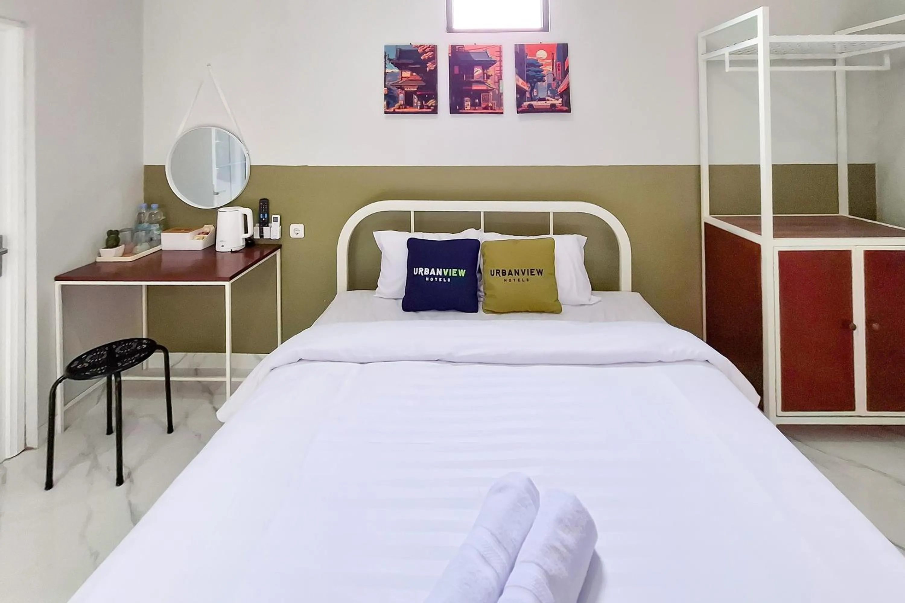 Bedroom, Bed in Urbanview Hotel Syariah Terra House Pati by RedDoorz