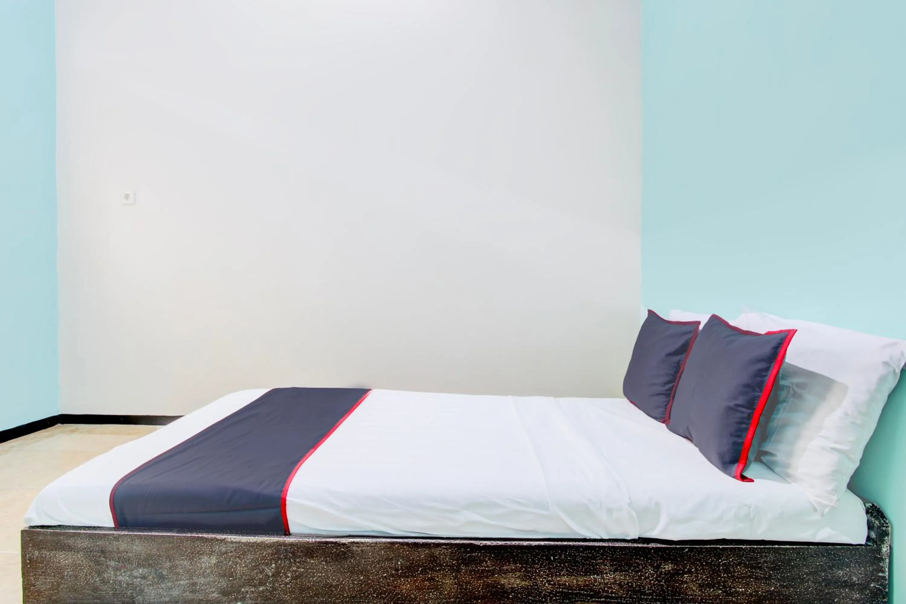 Bedroom, Bed in Hotel O Purwokerto Near Alun Alun Purwokerto Formerly Guest House Rania