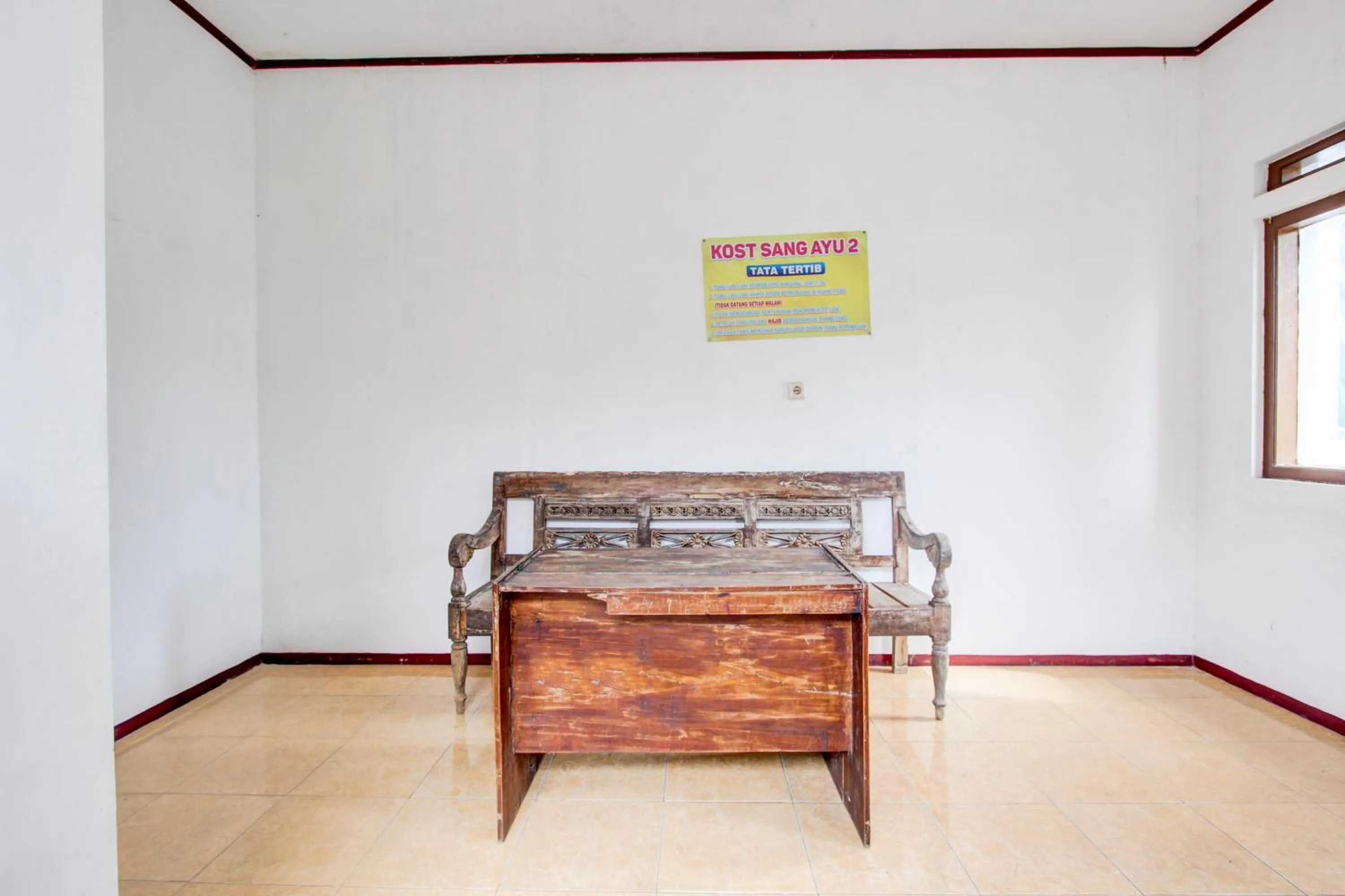 Lobby or reception in Hotel O Purwokerto Near Alun Alun Purwokerto Formerly Guest House Rania