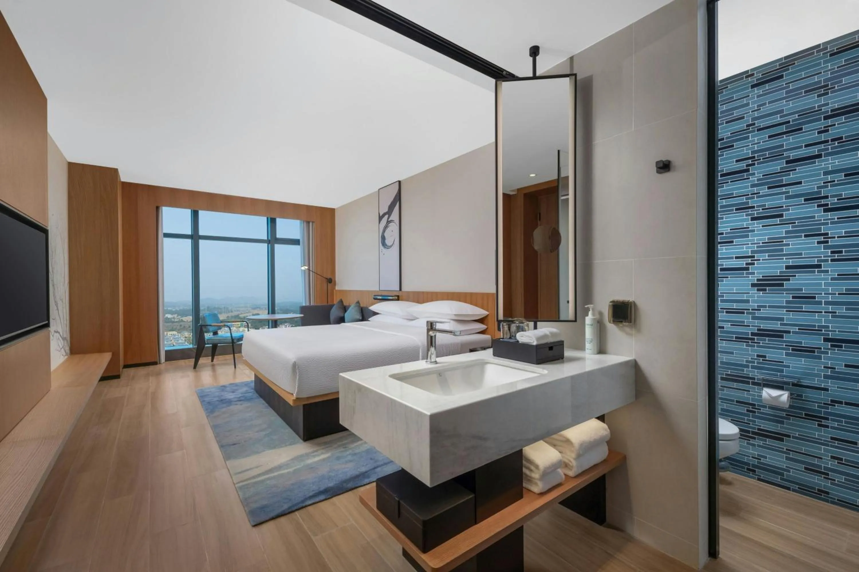 Photo of the whole room, Bed in Fairfield by Marriott Taishan