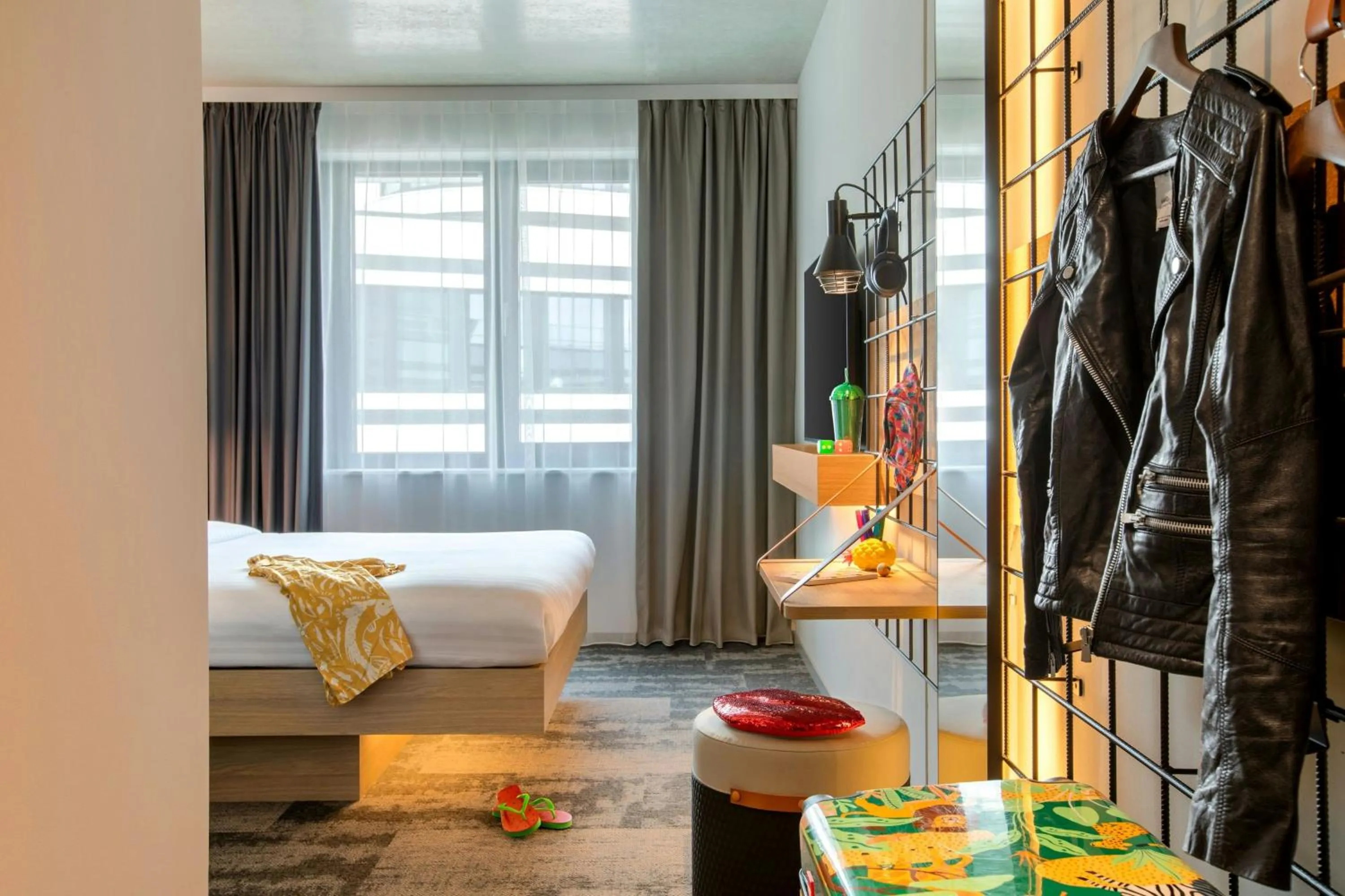 Photo of the whole room in Moxy Hamburg - Finkenwerder