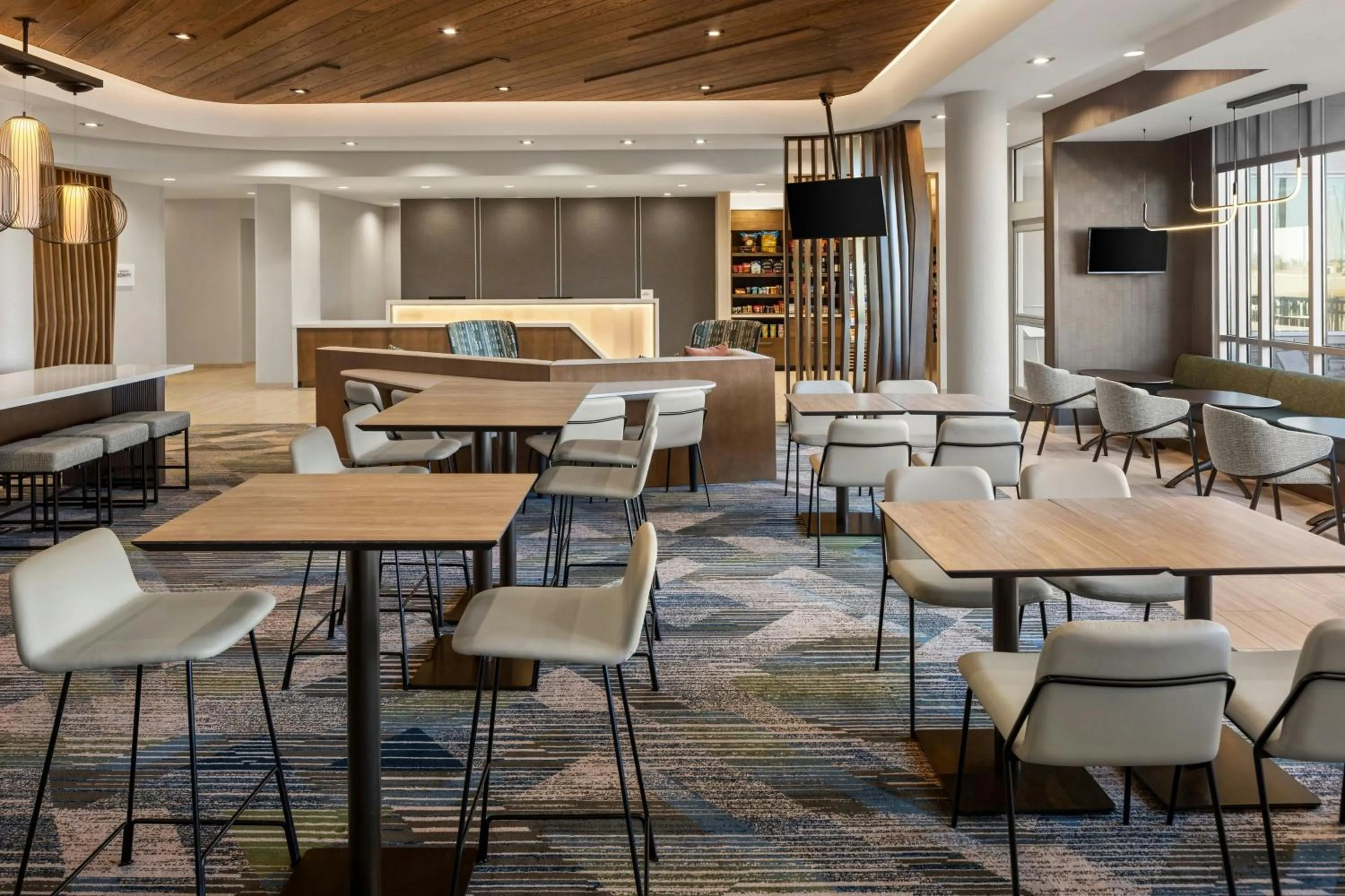 Lobby or reception in SpringHill Suites by Marriott Bettendorf