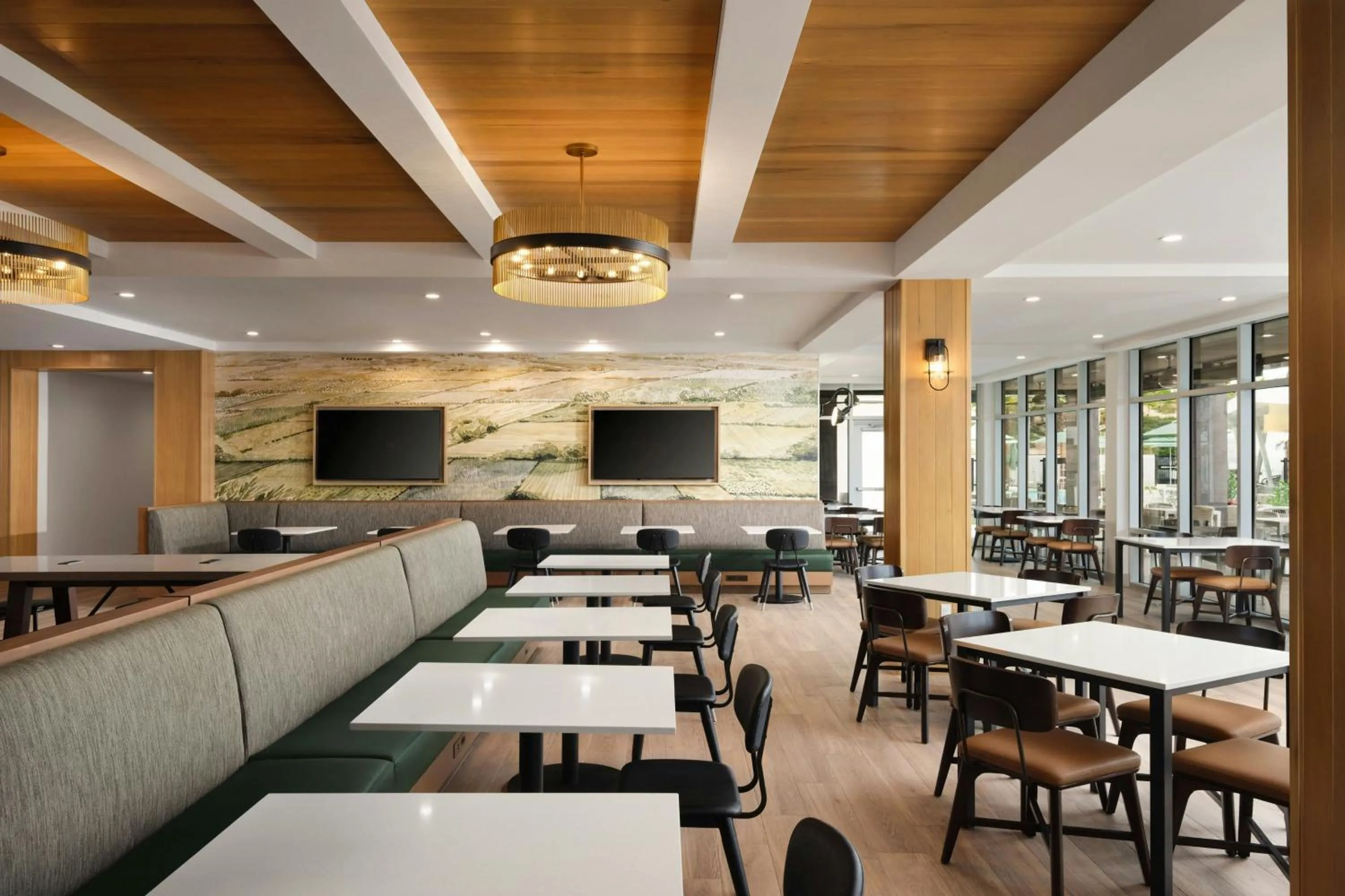Breakfast in TownePlace Suites by Marriott Ventura Oxnard