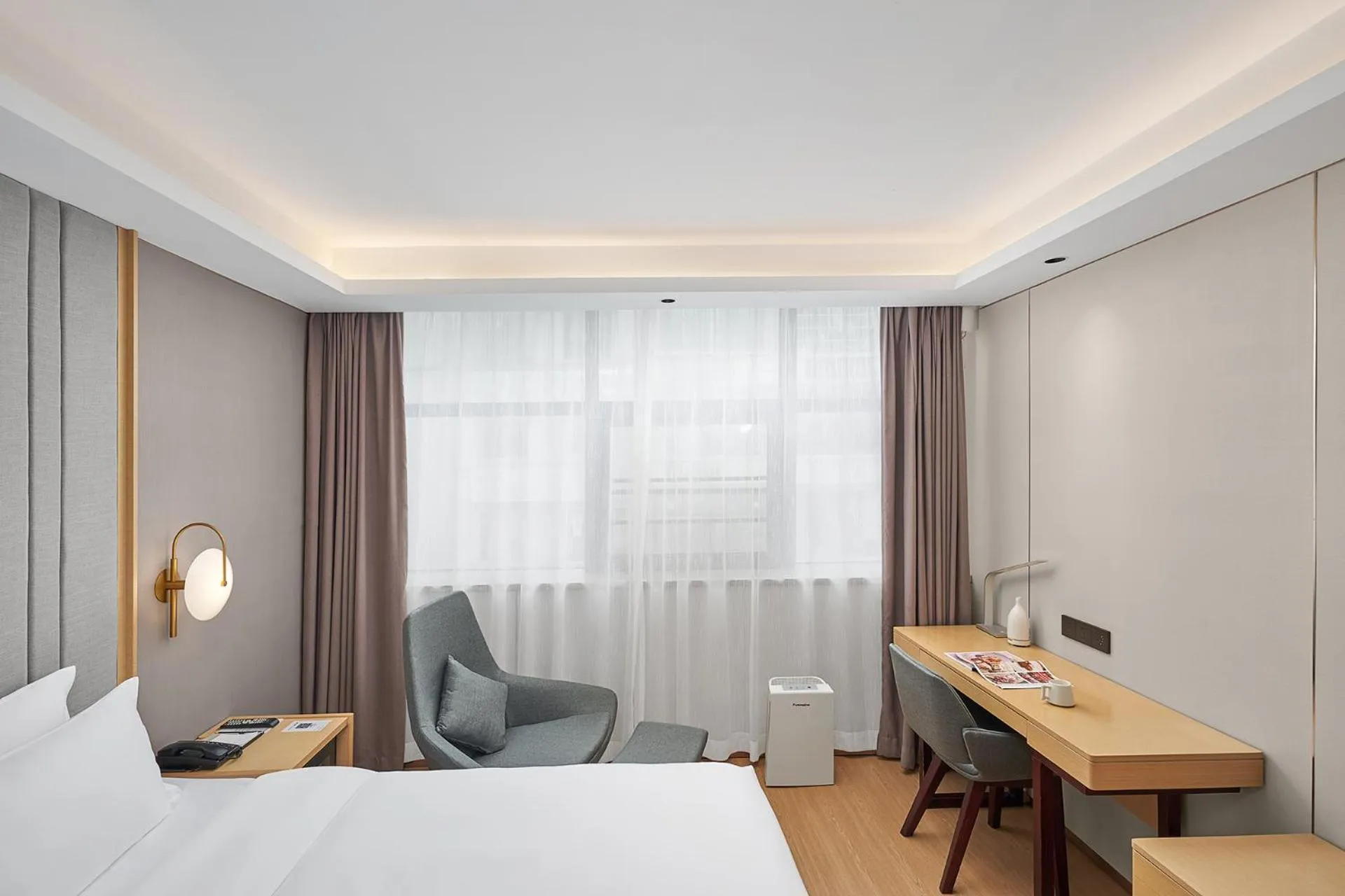 Bed in Lavande Hotel Guangzhou Beijing Road Pedestrian Street Haizhu Square Metro Station Branch - Free Deliver Service to Canton Fair Complex During Canton Fair Period