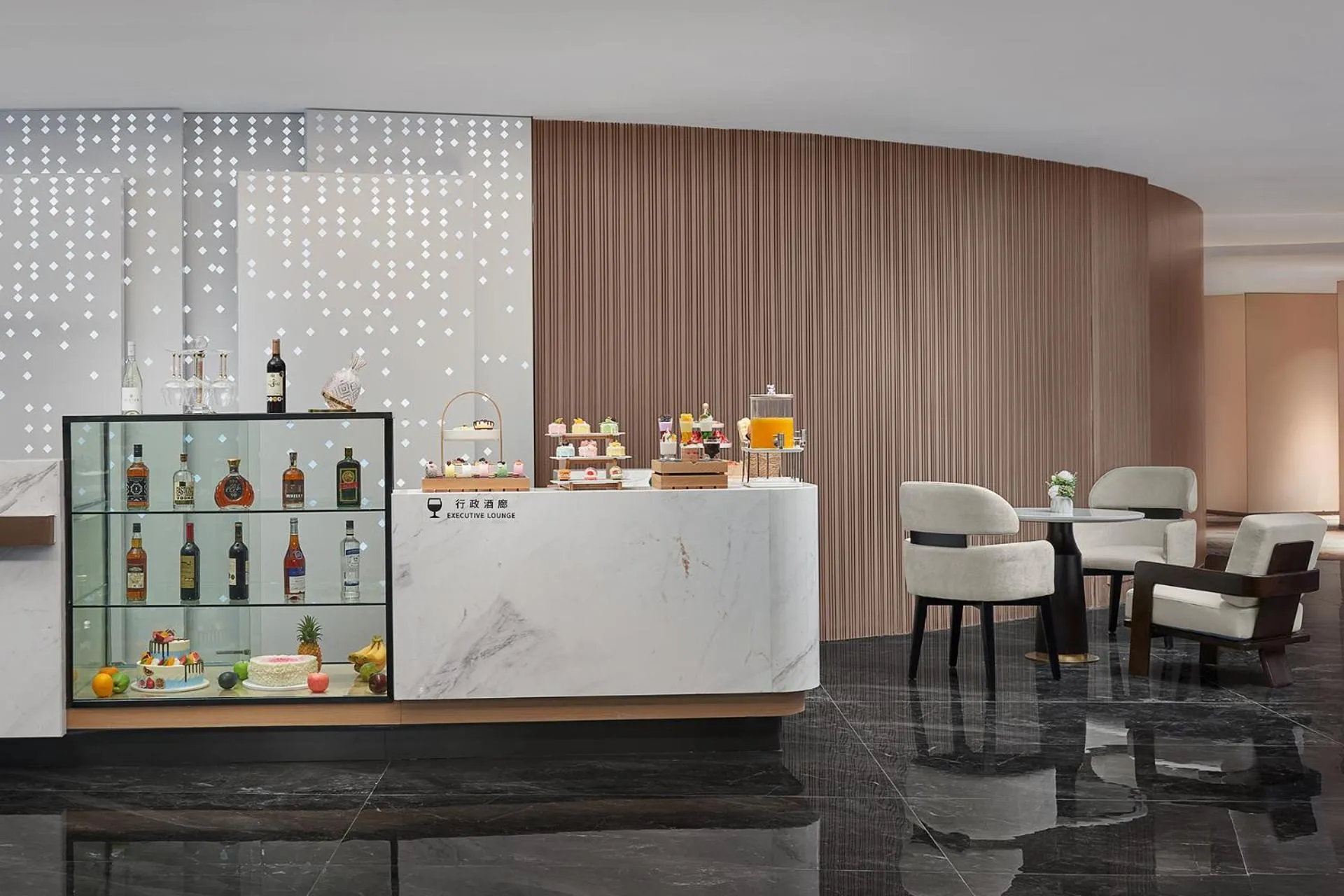 Lounge or bar in Lavande Hotel Guangzhou Beijing Road Pedestrian Street Haizhu Square Metro Station Branch - Free Deliver Service to Canton Fair Complex During Canton Fair Period