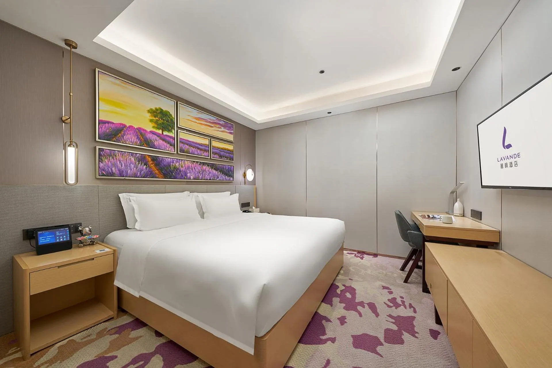 Bed in Lavande Hotel Guangzhou Beijing Road Pedestrian Street Haizhu Square Metro Station Branch - Free Deliver Service to Canton Fair Complex During Canton Fair Period