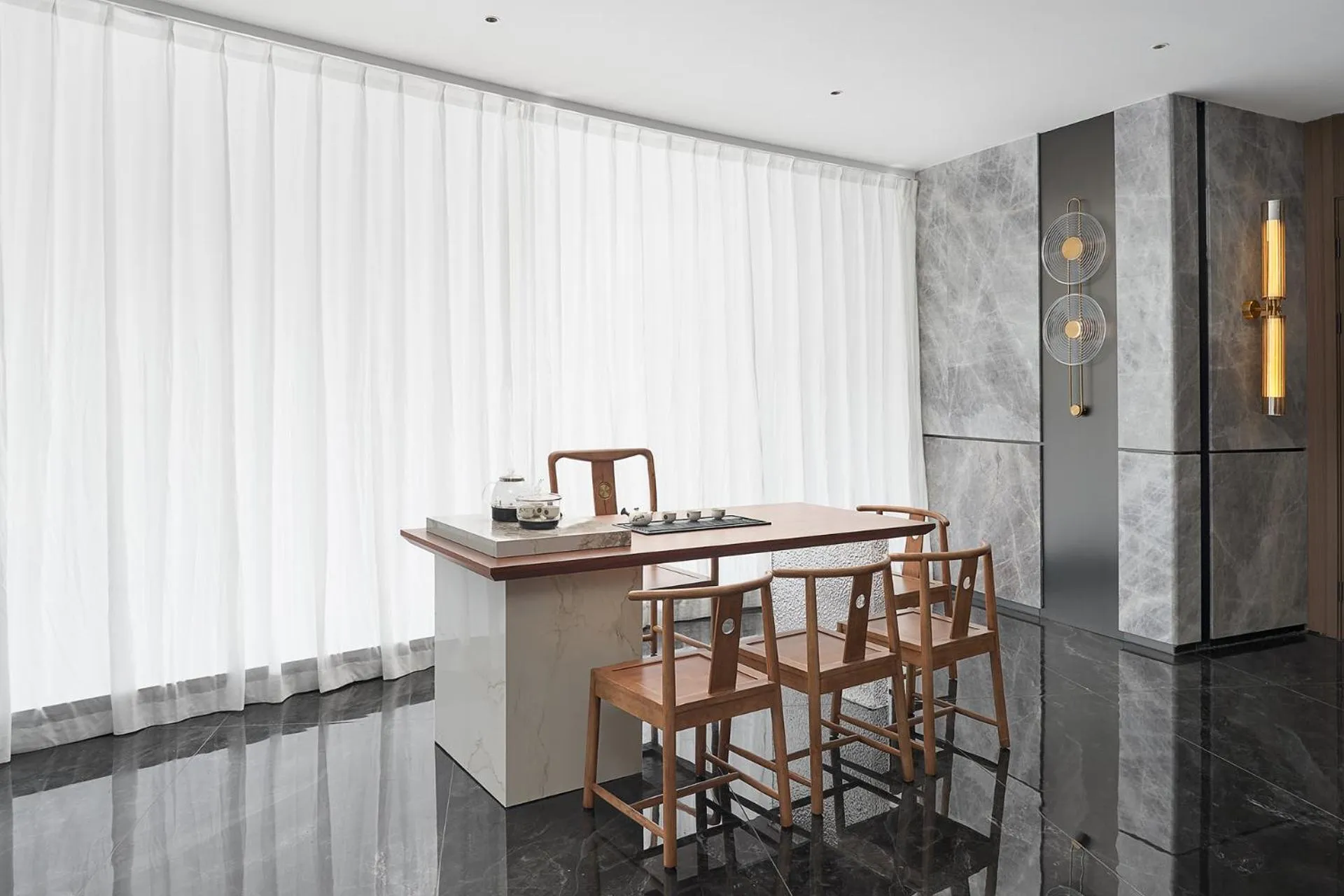 Seating area in Lavande Hotel Guangzhou Beijing Road Pedestrian Street Haizhu Square Metro Station Branch - Free Deliver Service to Canton Fair Complex During Canton Fair Period