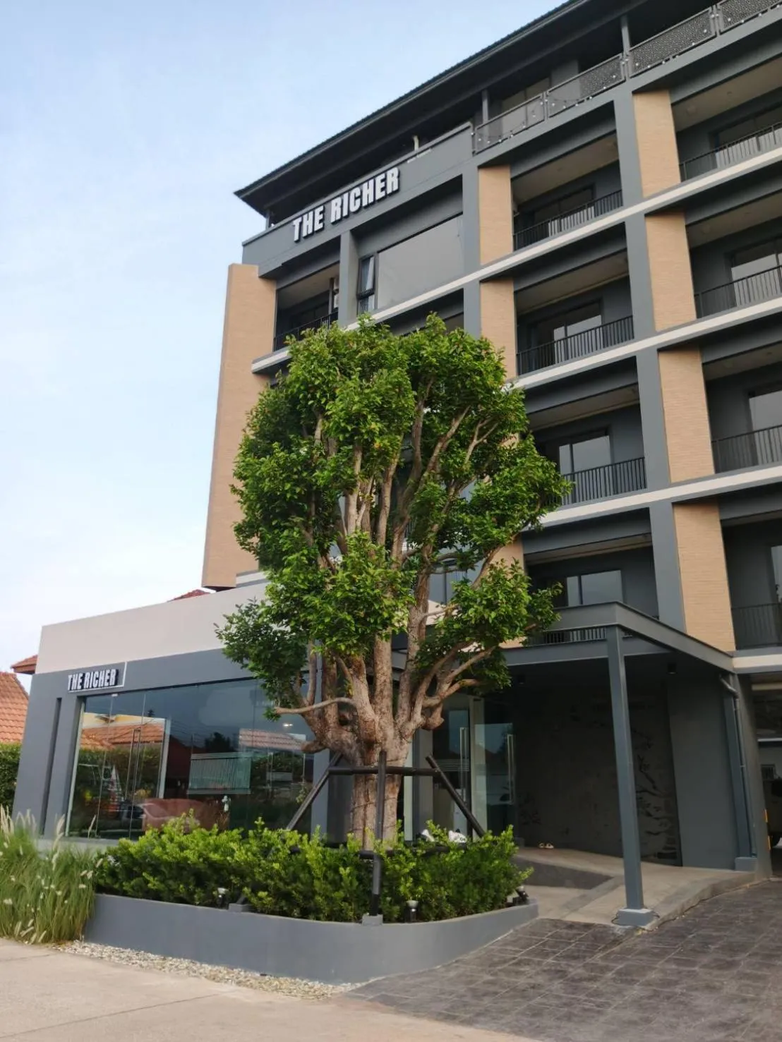 Property building in The Richer Ratchaburi