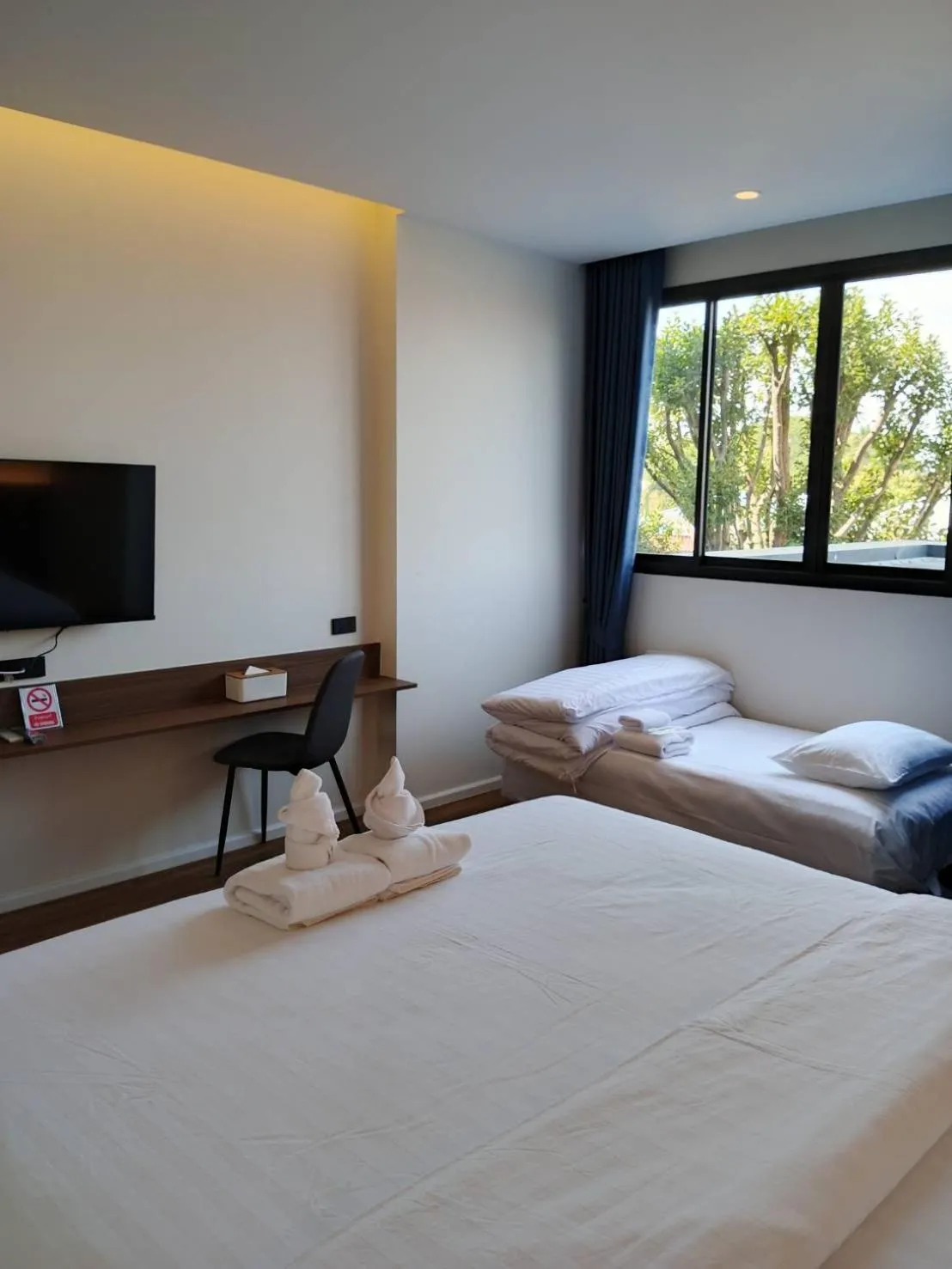 Shower, Bed in The Richer Ratchaburi