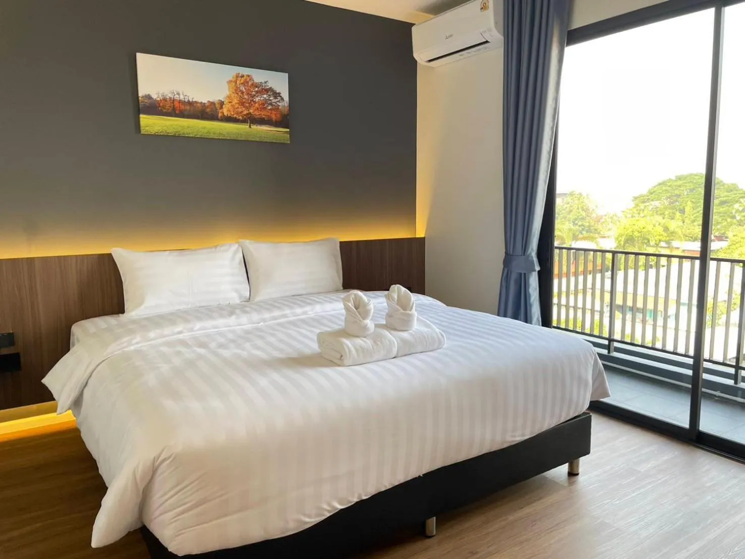 Shower, Bed in The Richer Ratchaburi