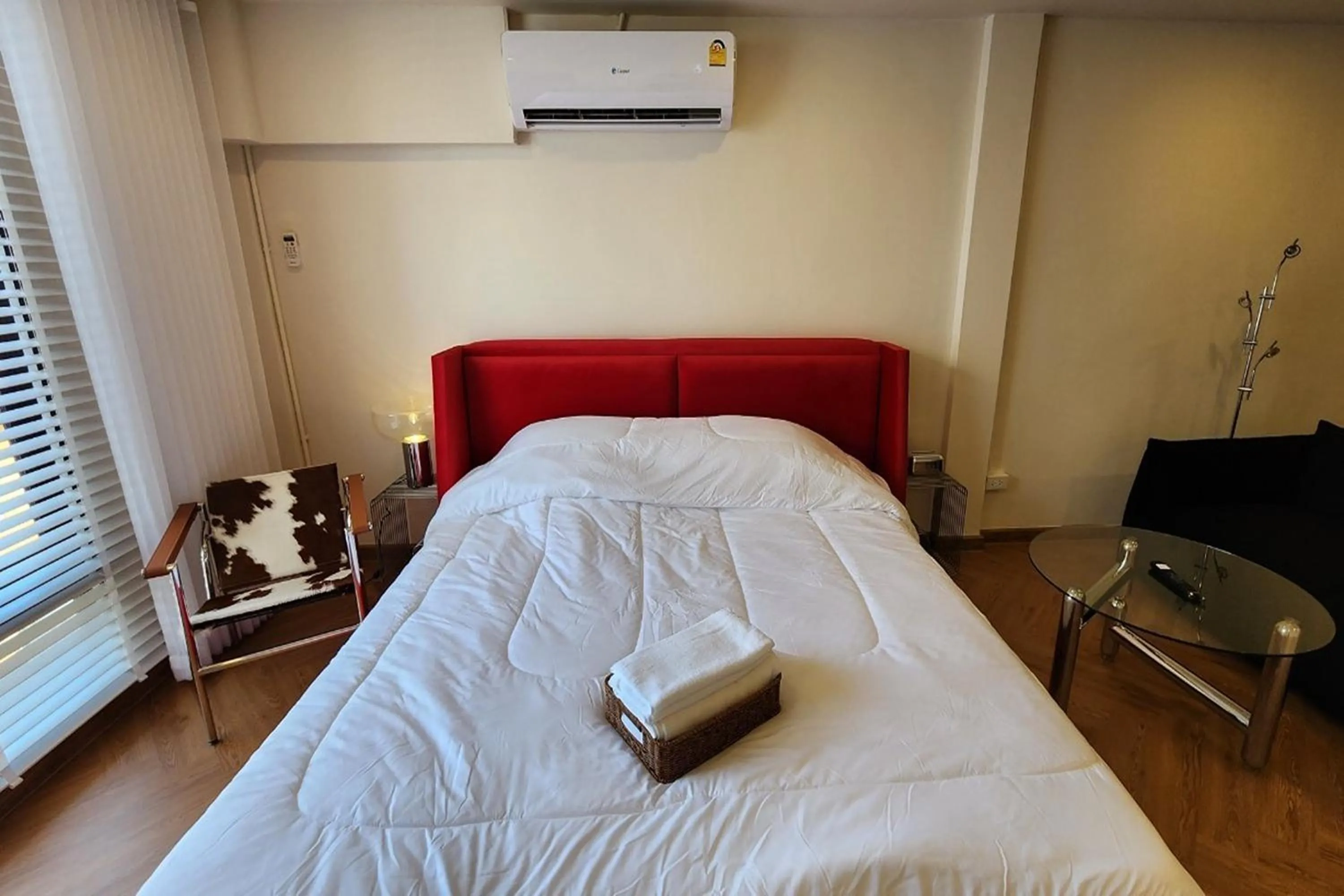 Bedroom, Bed in Saint Louis Stay