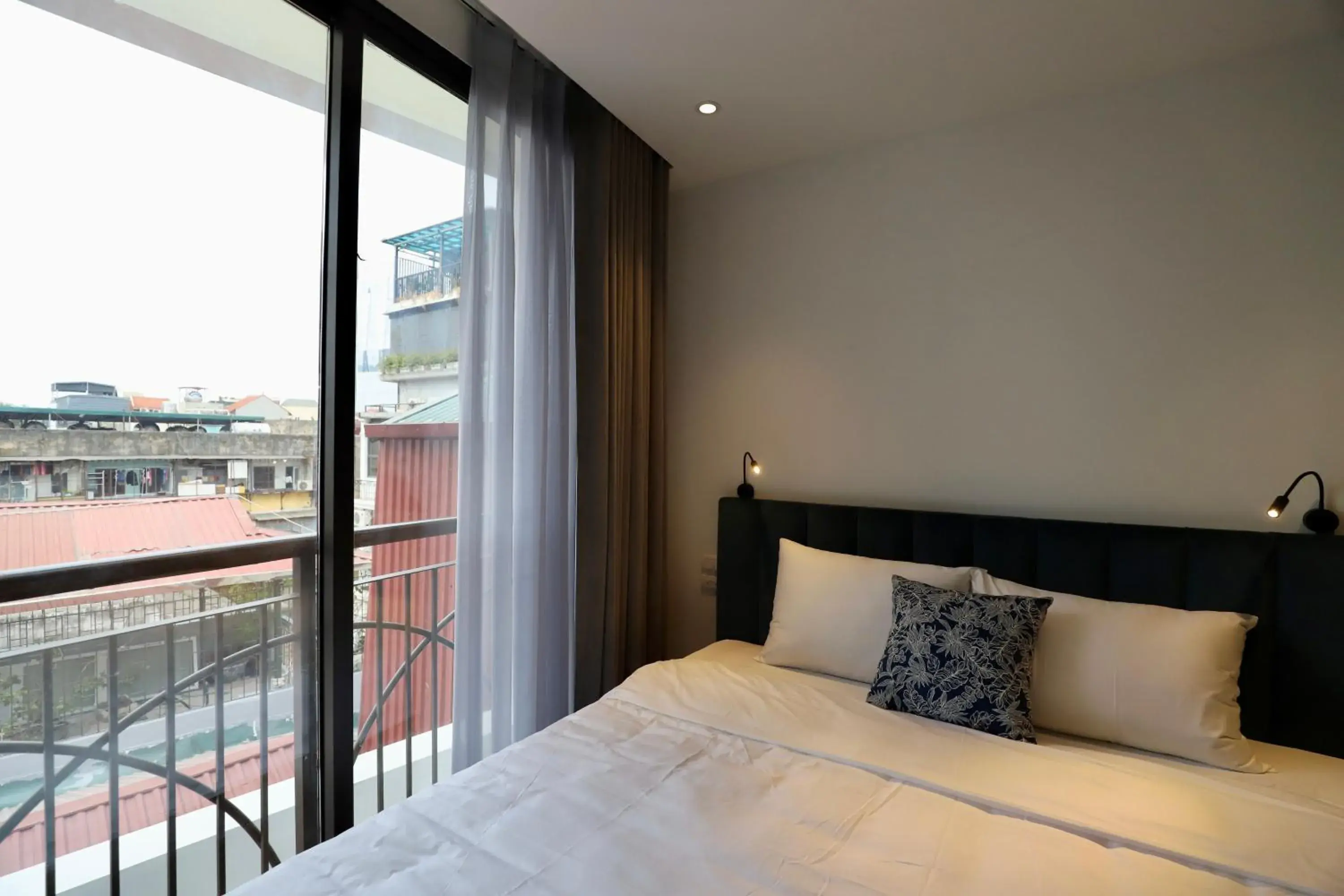 One-Bedroom Premium Apartment in Maison Nha 16 Nguyen Khuyen One-Bedroom Premium Apartment in Maison Nha 16 Nguyen Khuyen