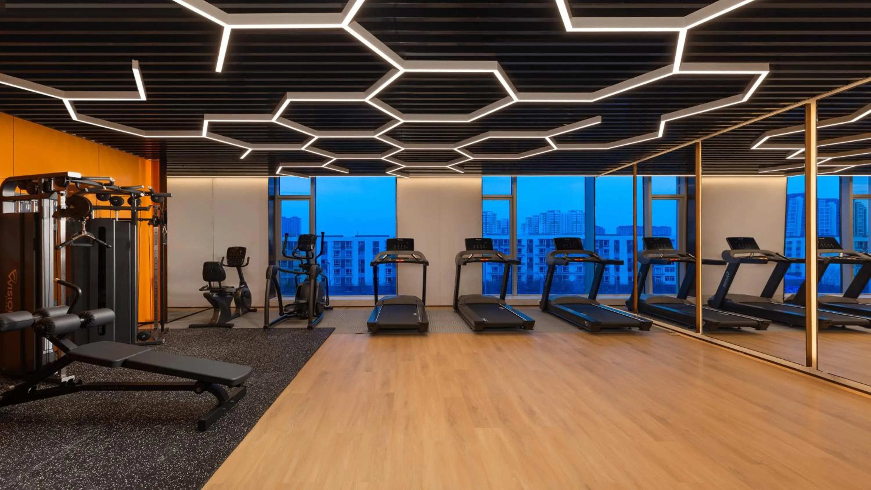 Fitness centre/facilities in Holiday Inn Datong, an IHG Hotel