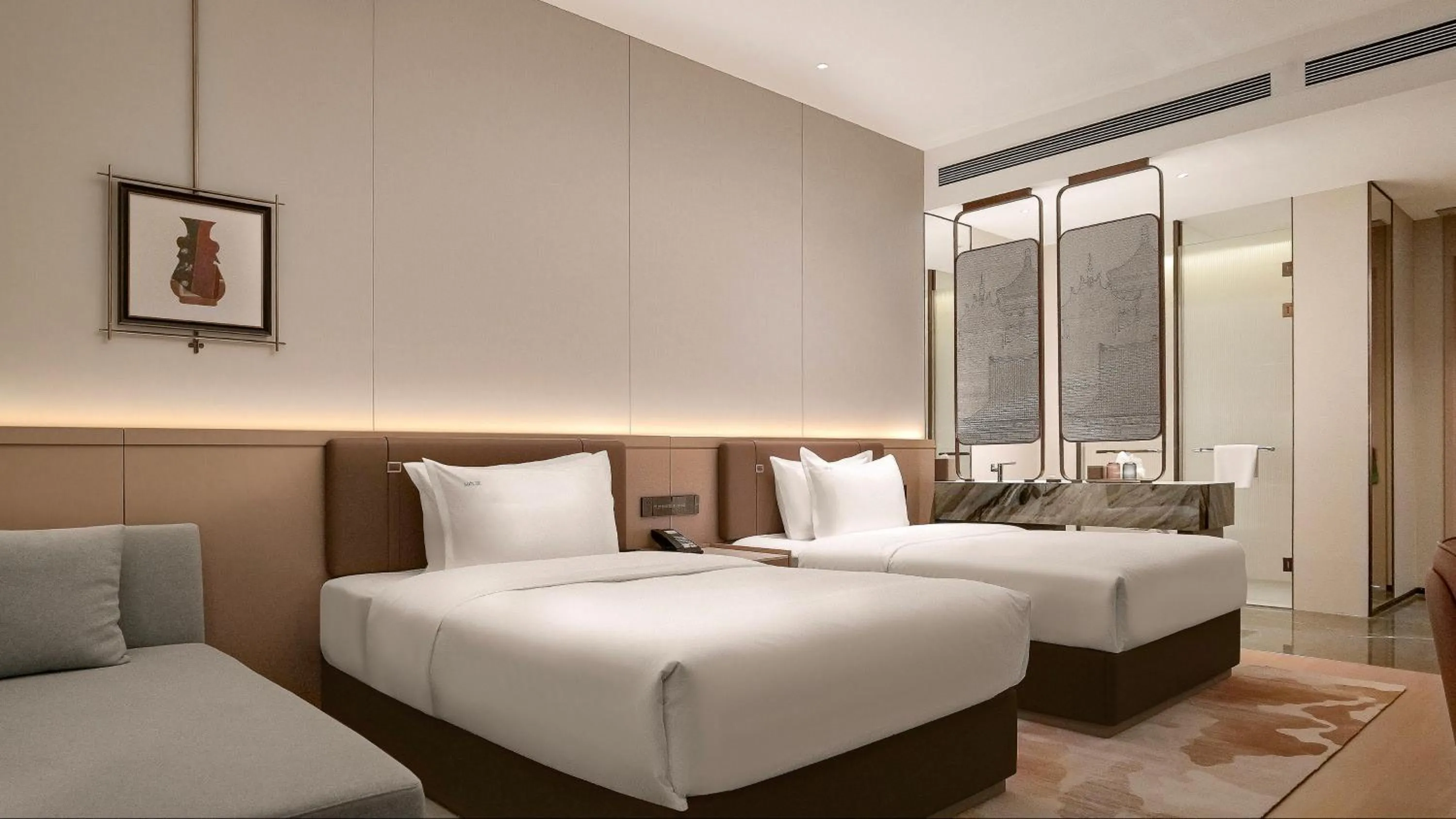 Photo of the whole room, Bed in Holiday Inn Datong, an IHG Hotel