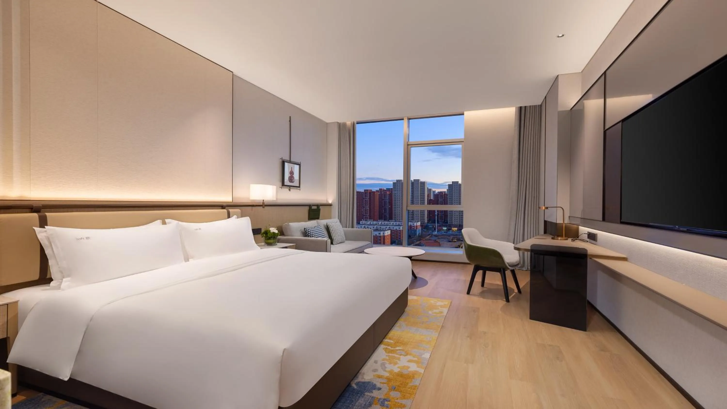 Photo of the whole room, Bed in Holiday Inn Datong, an IHG Hotel