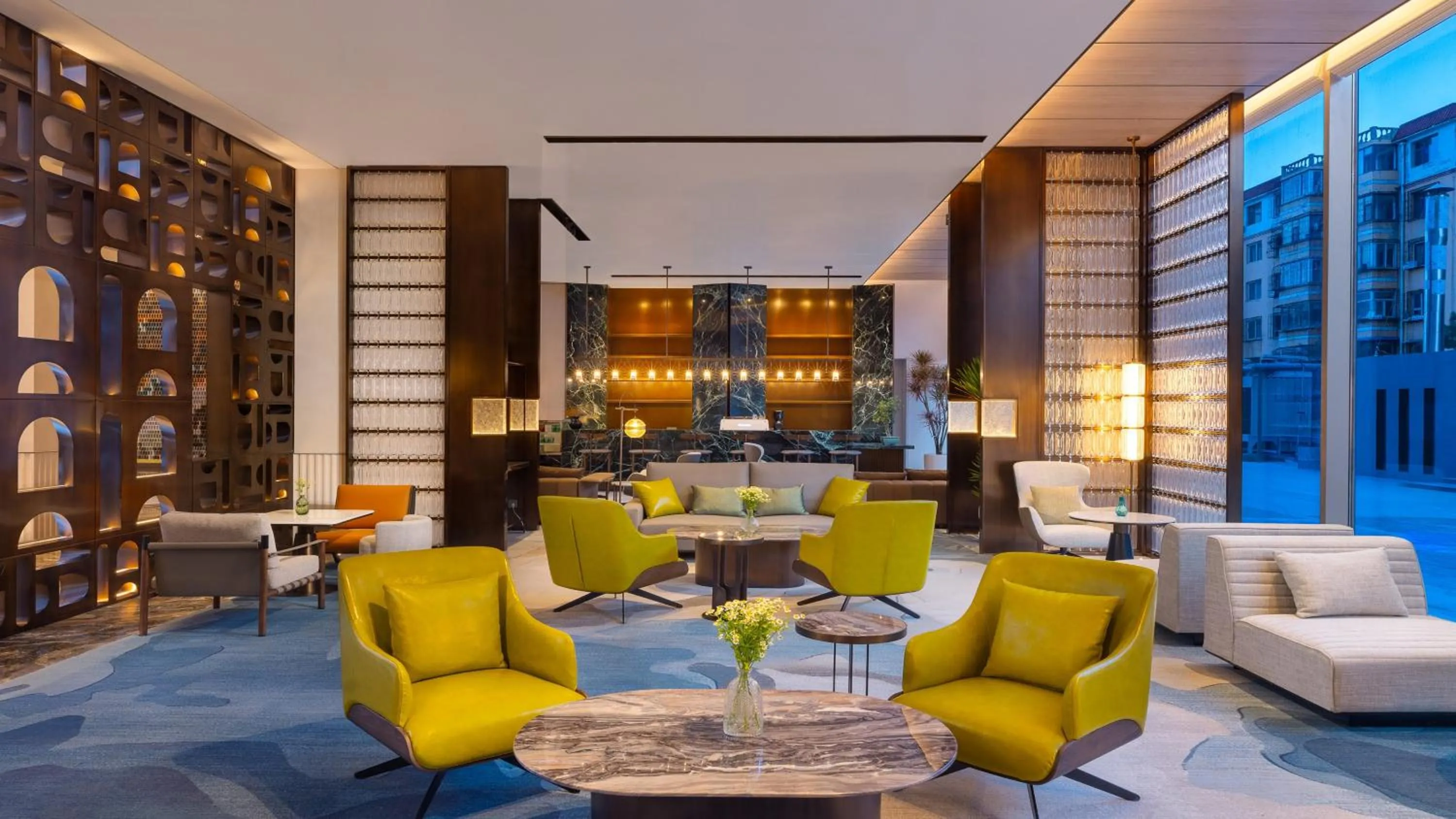Lounge or bar in Holiday Inn Datong, an IHG Hotel