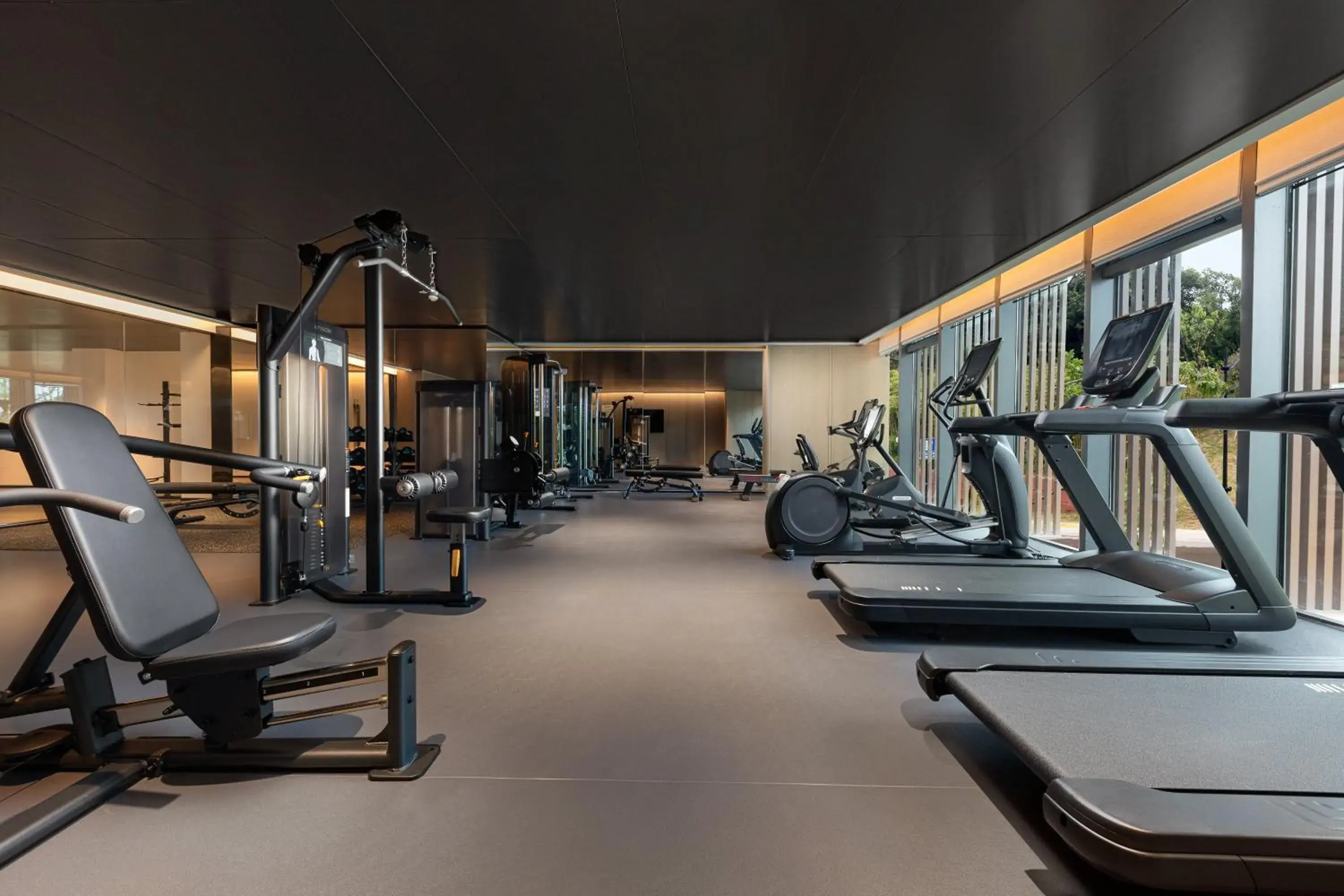 Fitness centre/facilities in Crowne Plaza Quzhou, an IHG Hotel Fitness centre/facilities in Crowne Plaza Quzhou, an IHG Hotel