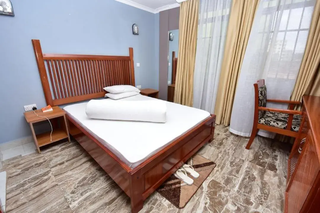 Deluxe Double Room - single occupancy in Acres Hotels Deluxe Double Room - single occupancy in Acres Hotels