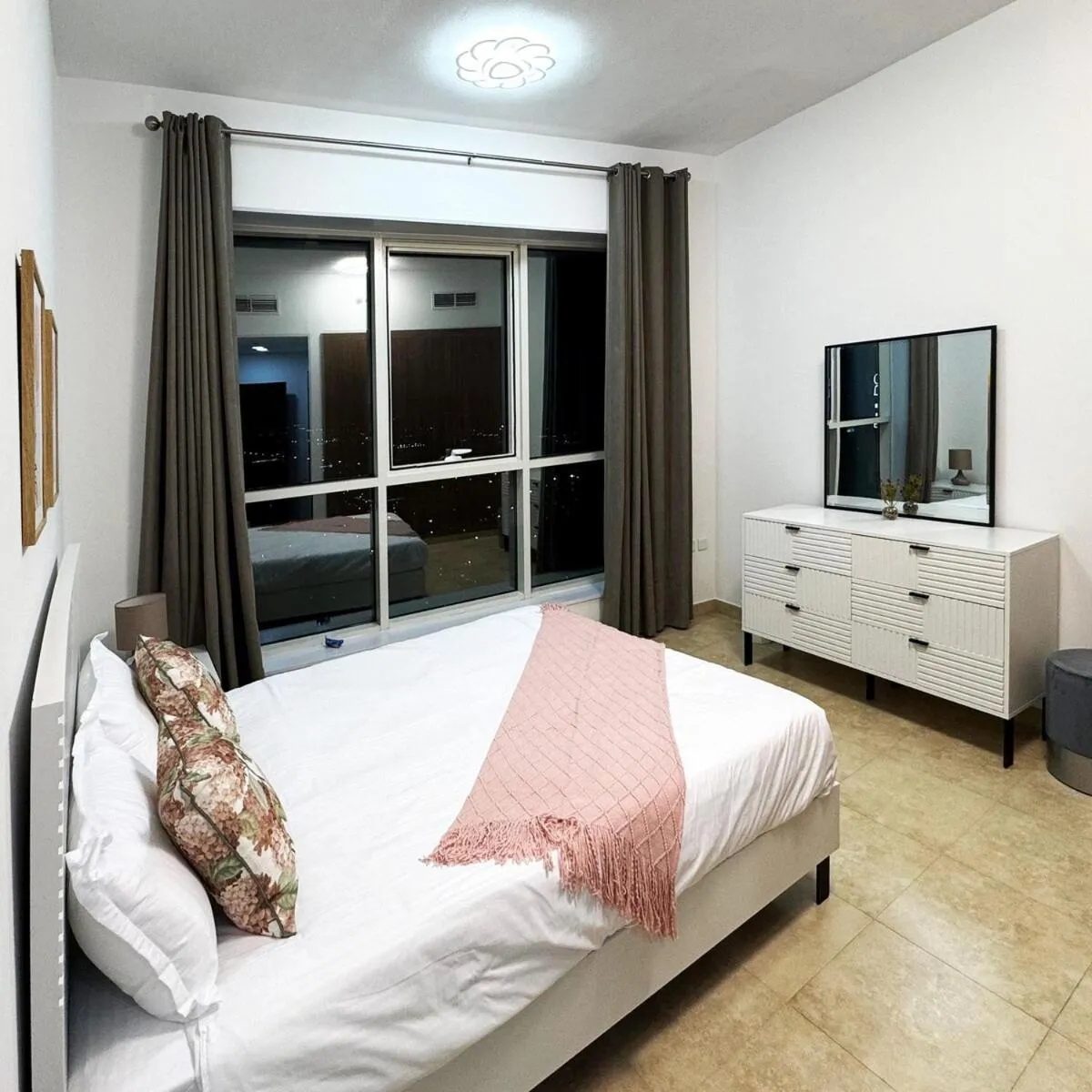 Preatoni Tower - JLT by Golden Casa