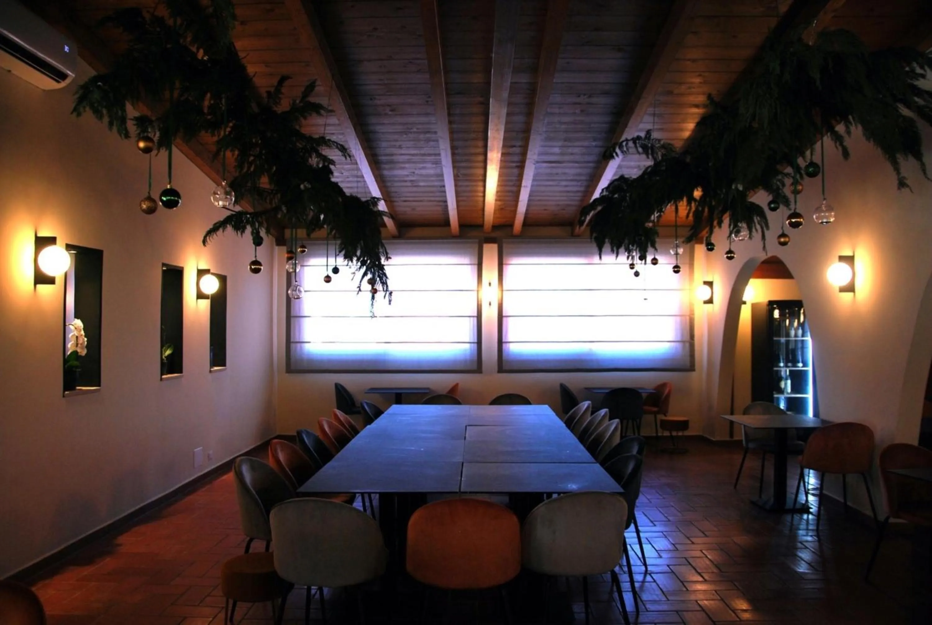 Restaurant/places to eat, Bed in Tiber Suite