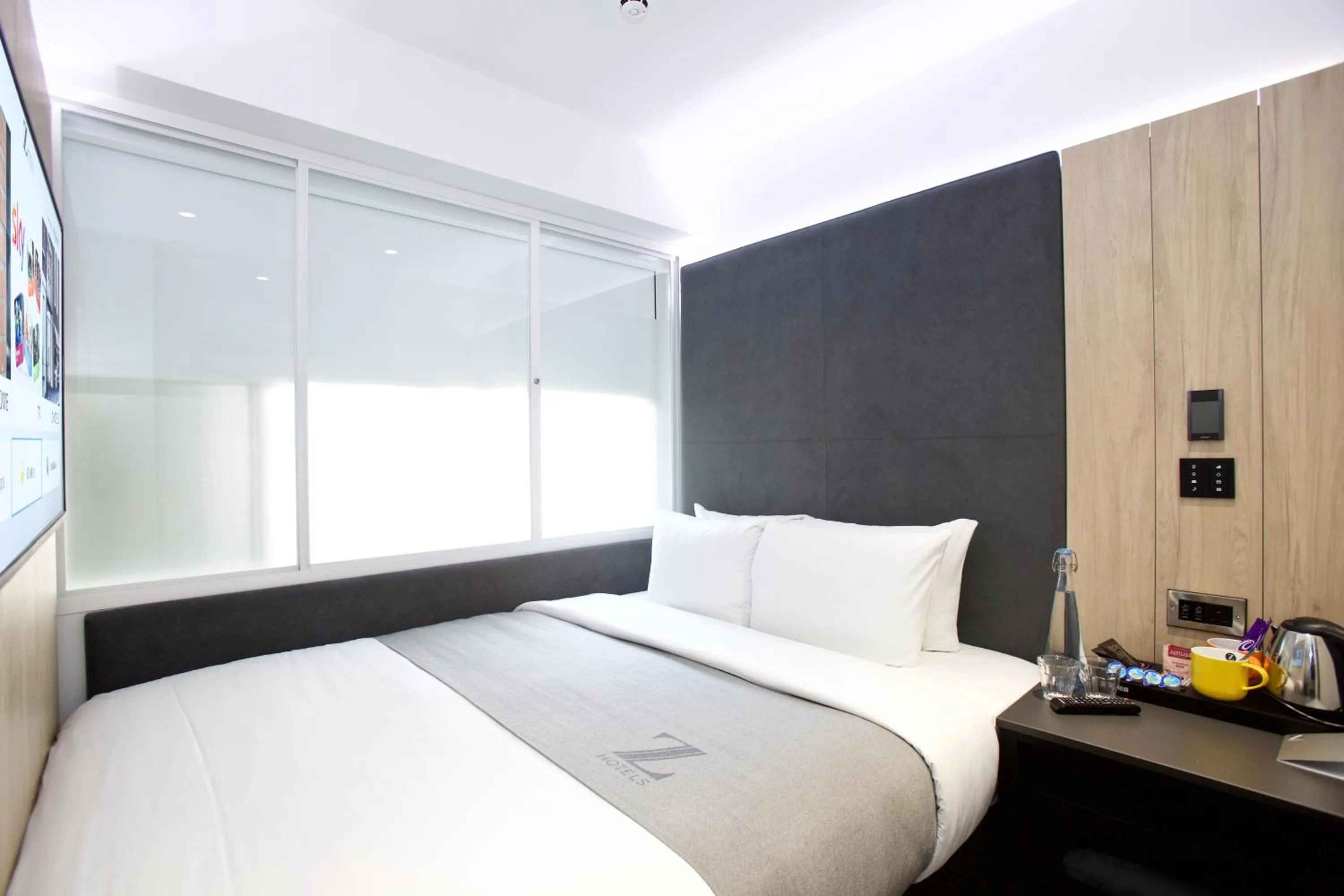Bed in The Z Hotel Leicester Square