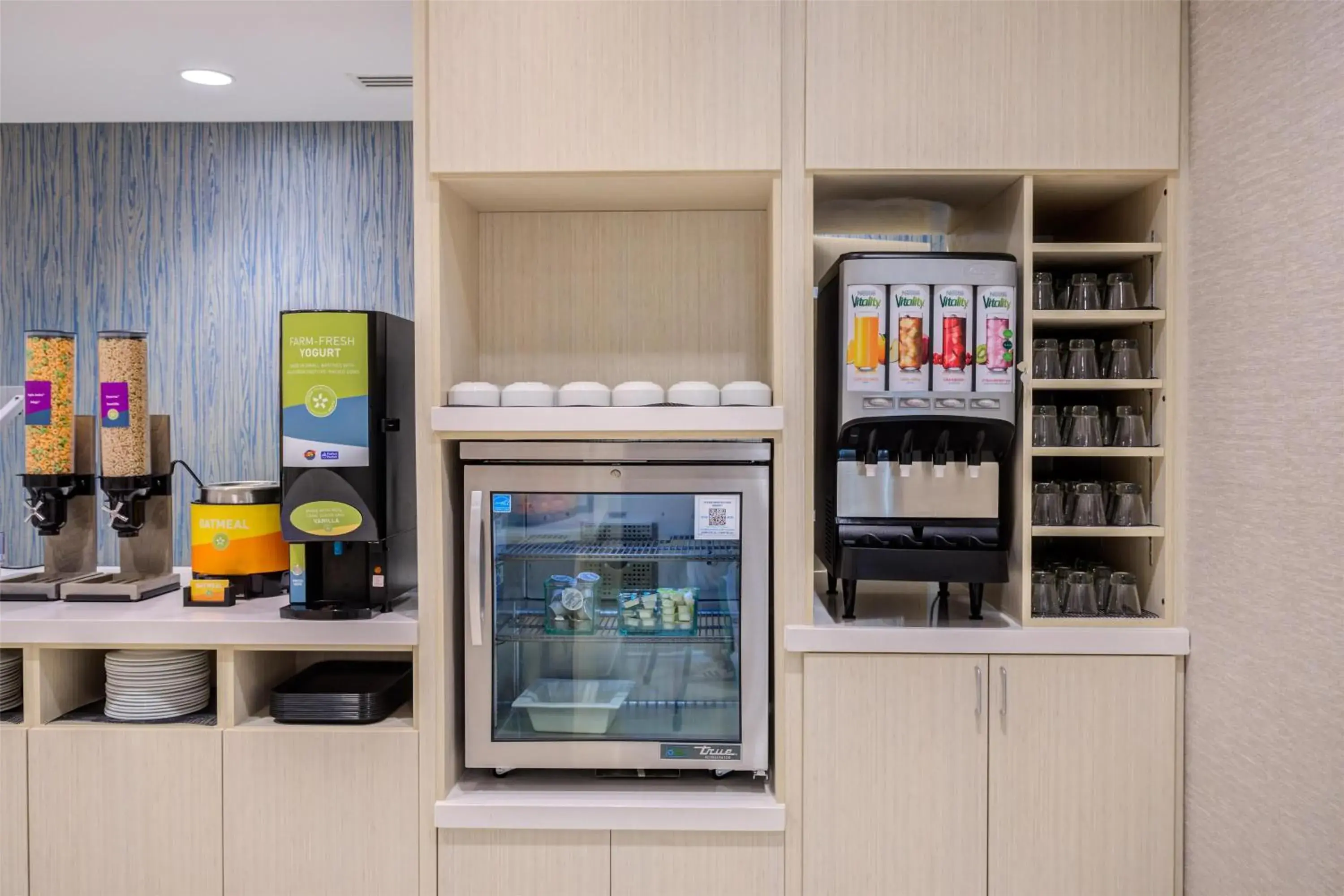 Breakfast in Home2 Suites By Hilton Smithfield Selma Breakfast in Home2 Suites By Hilton Smithfield Selma