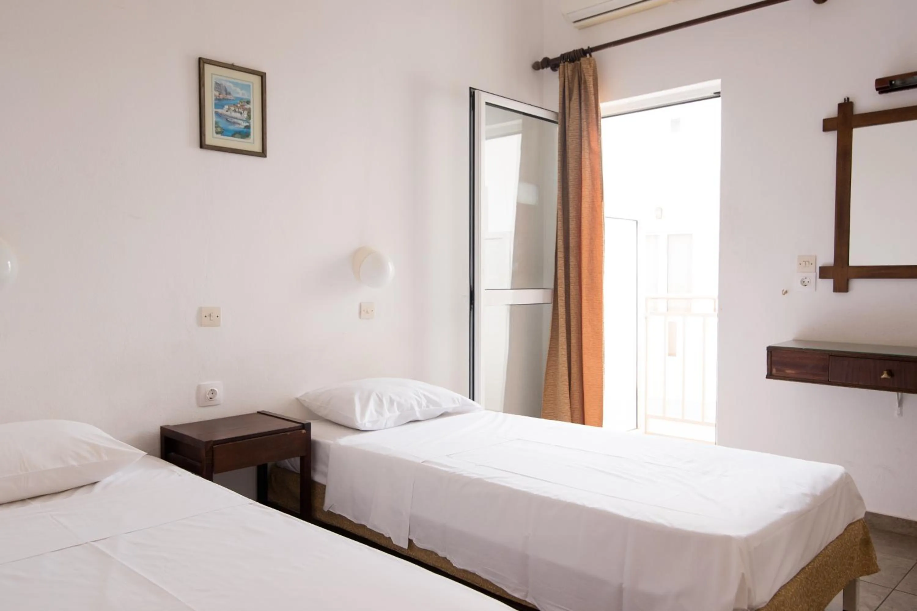 Bedroom, Bed in Ibiscus Hotel Malia