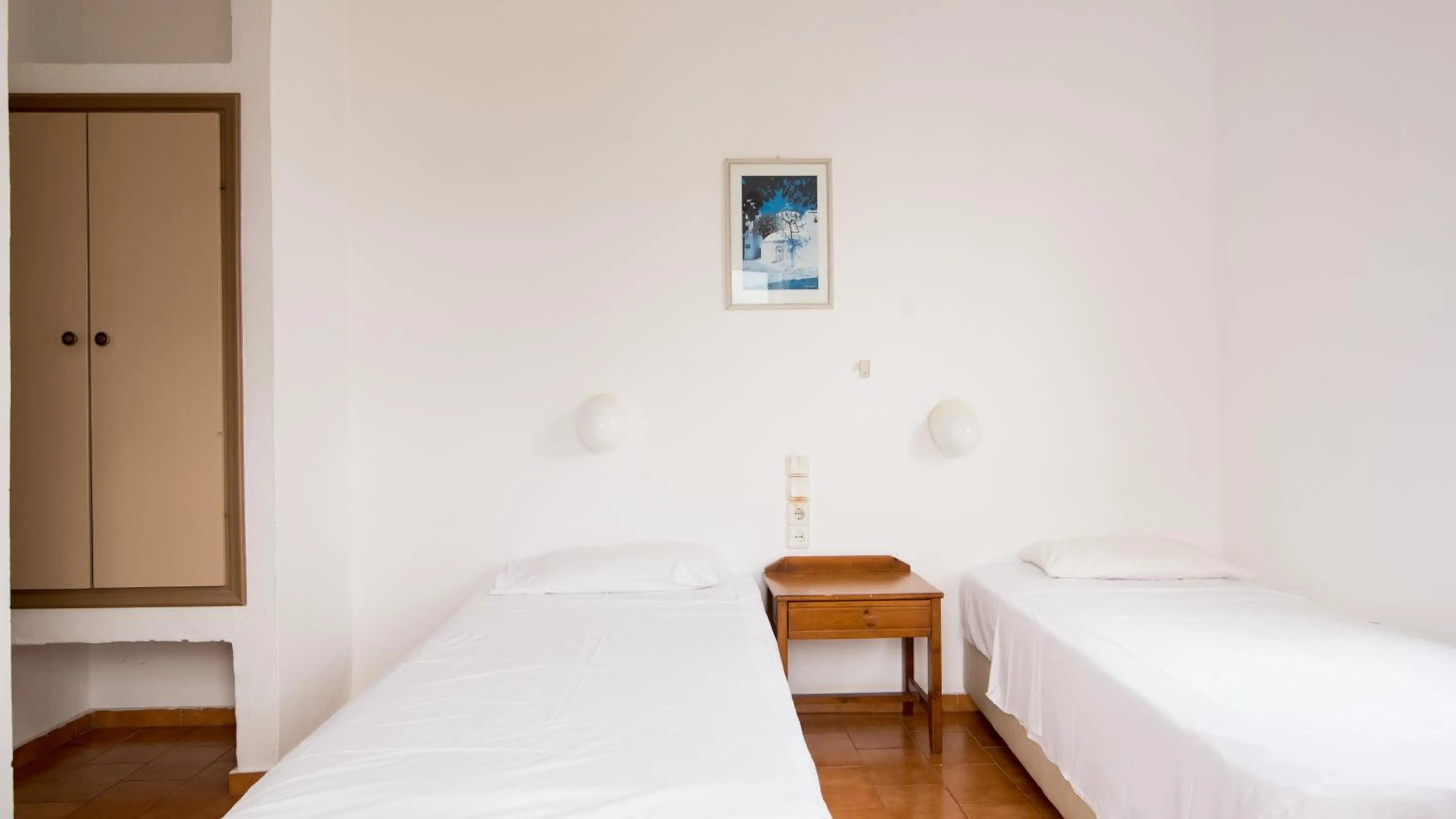 Bedroom, Bed in Ibiscus Hotel Malia