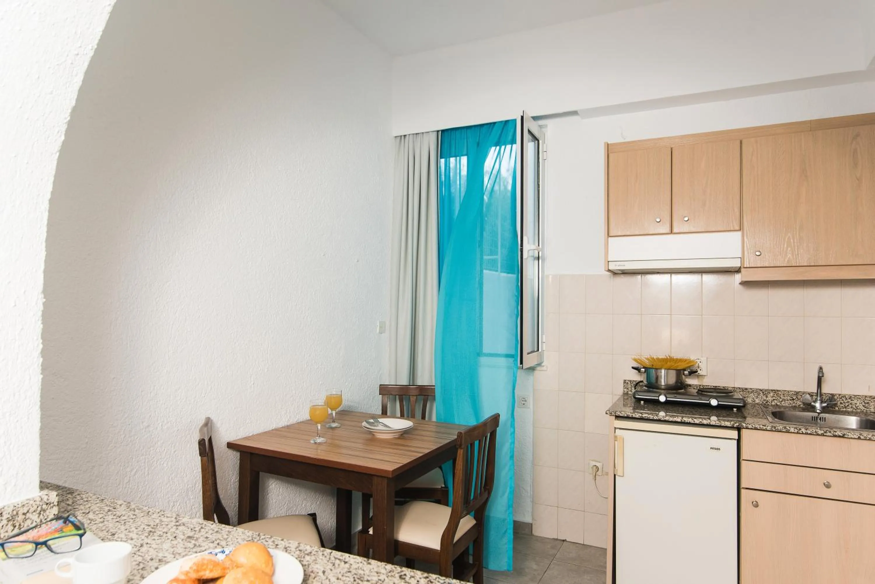 Kitchen or kitchenette in Ibiscus Hotel Malia