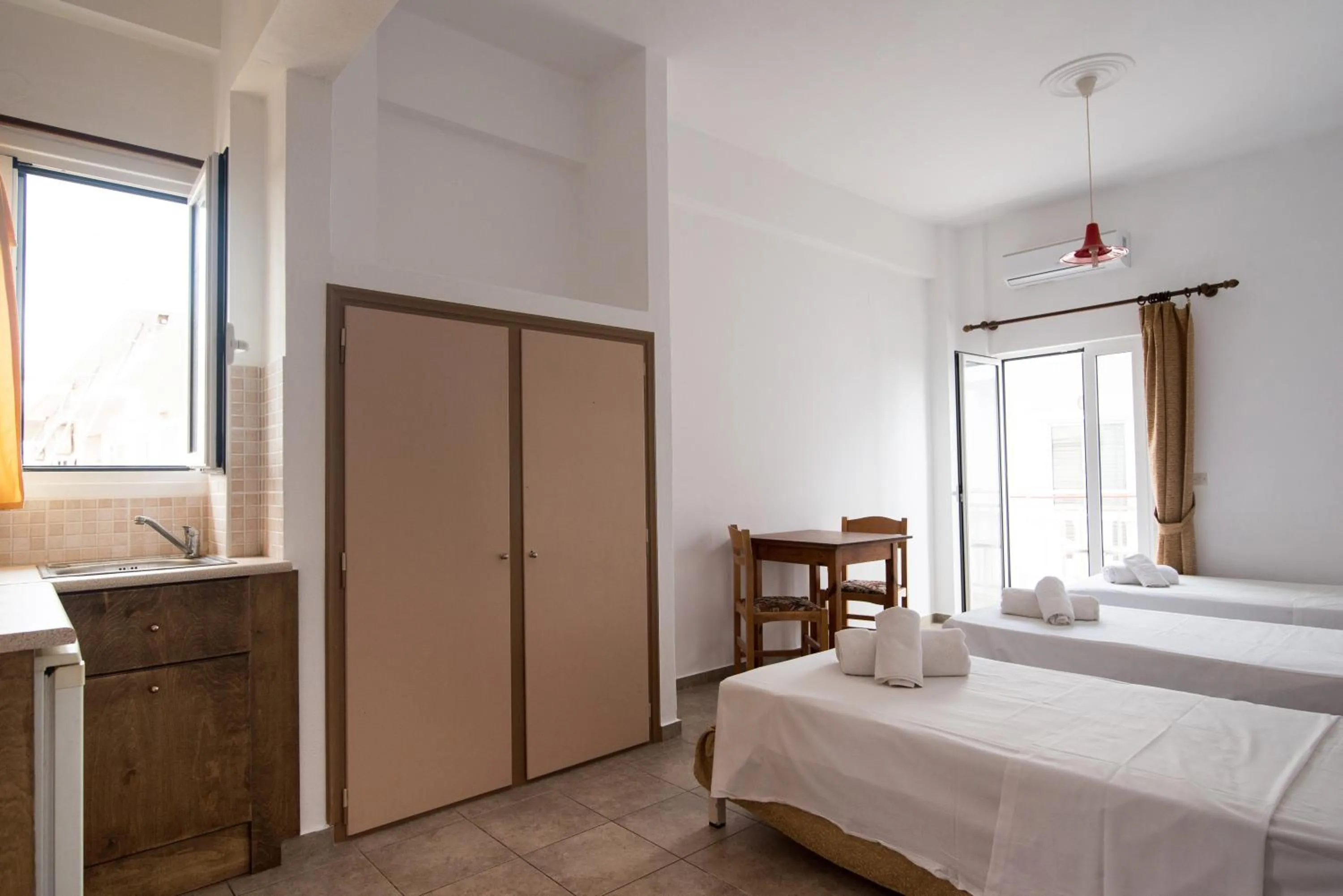 Bedroom, Bed in Ibiscus Hotel Malia