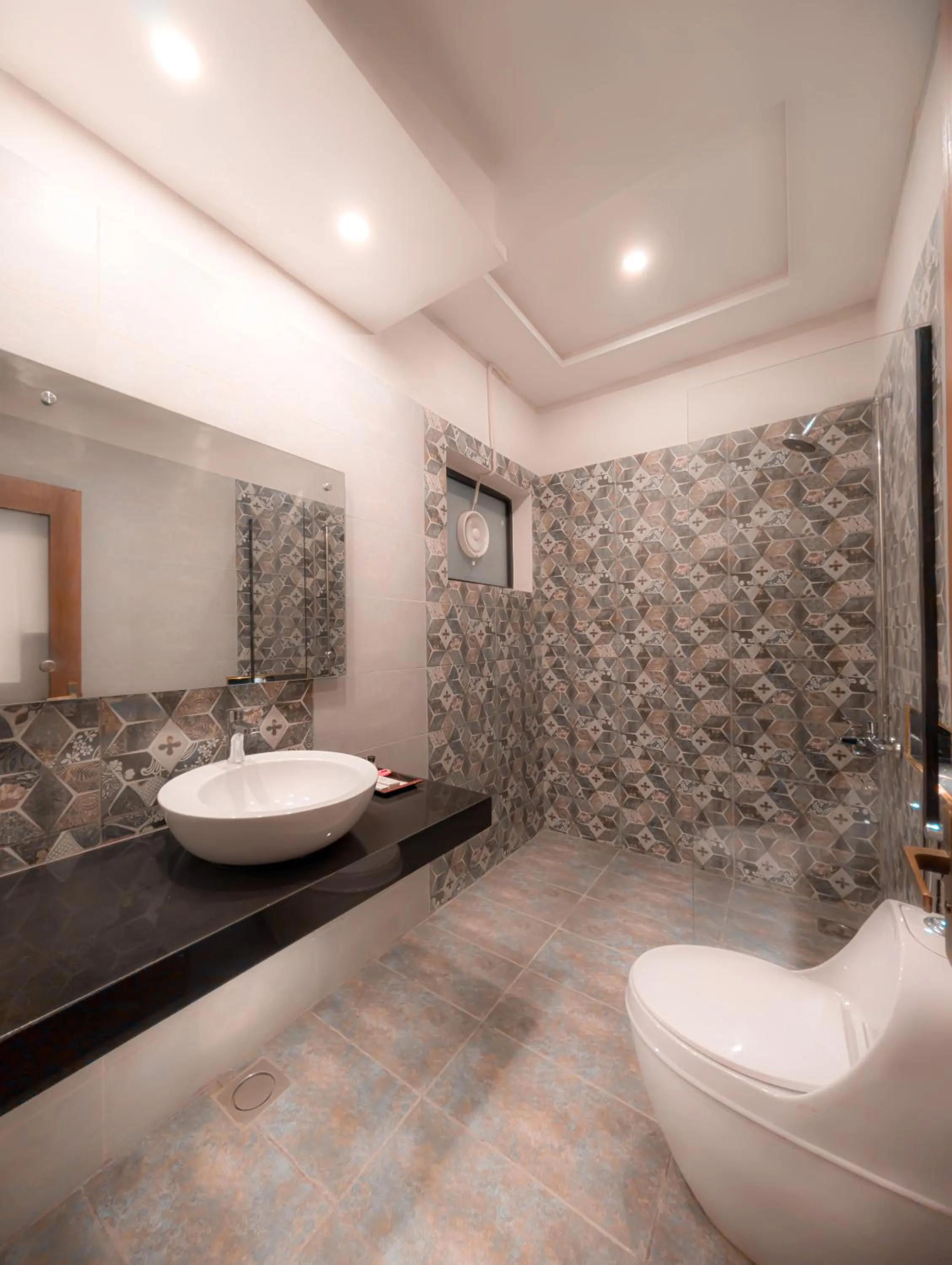 Bathroom in Grand Shalimar Hotel