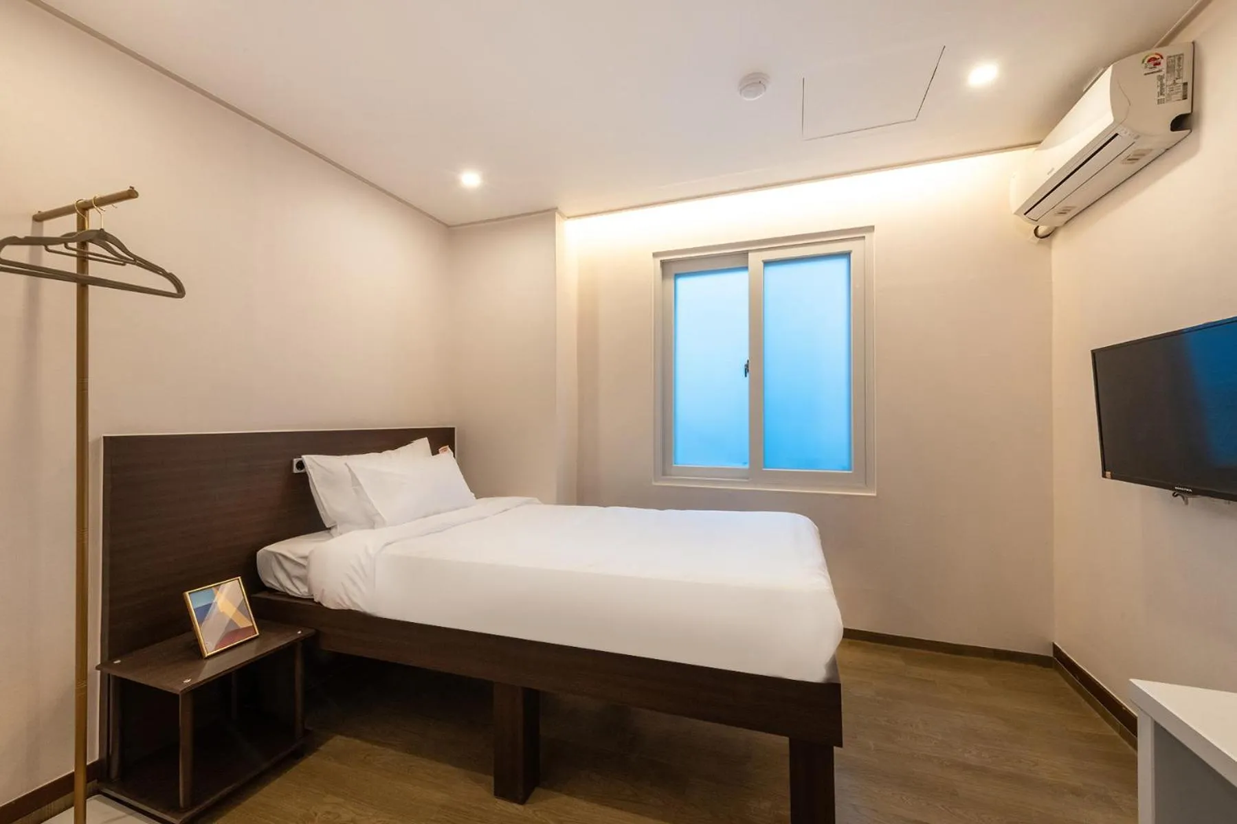 Bed in CrashinYongsan guest house