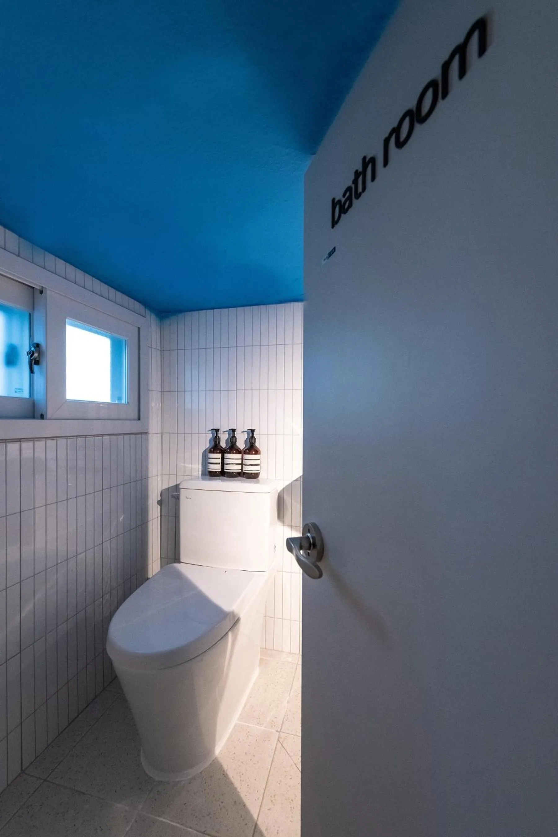Bathroom in CrashinYongsan guest house