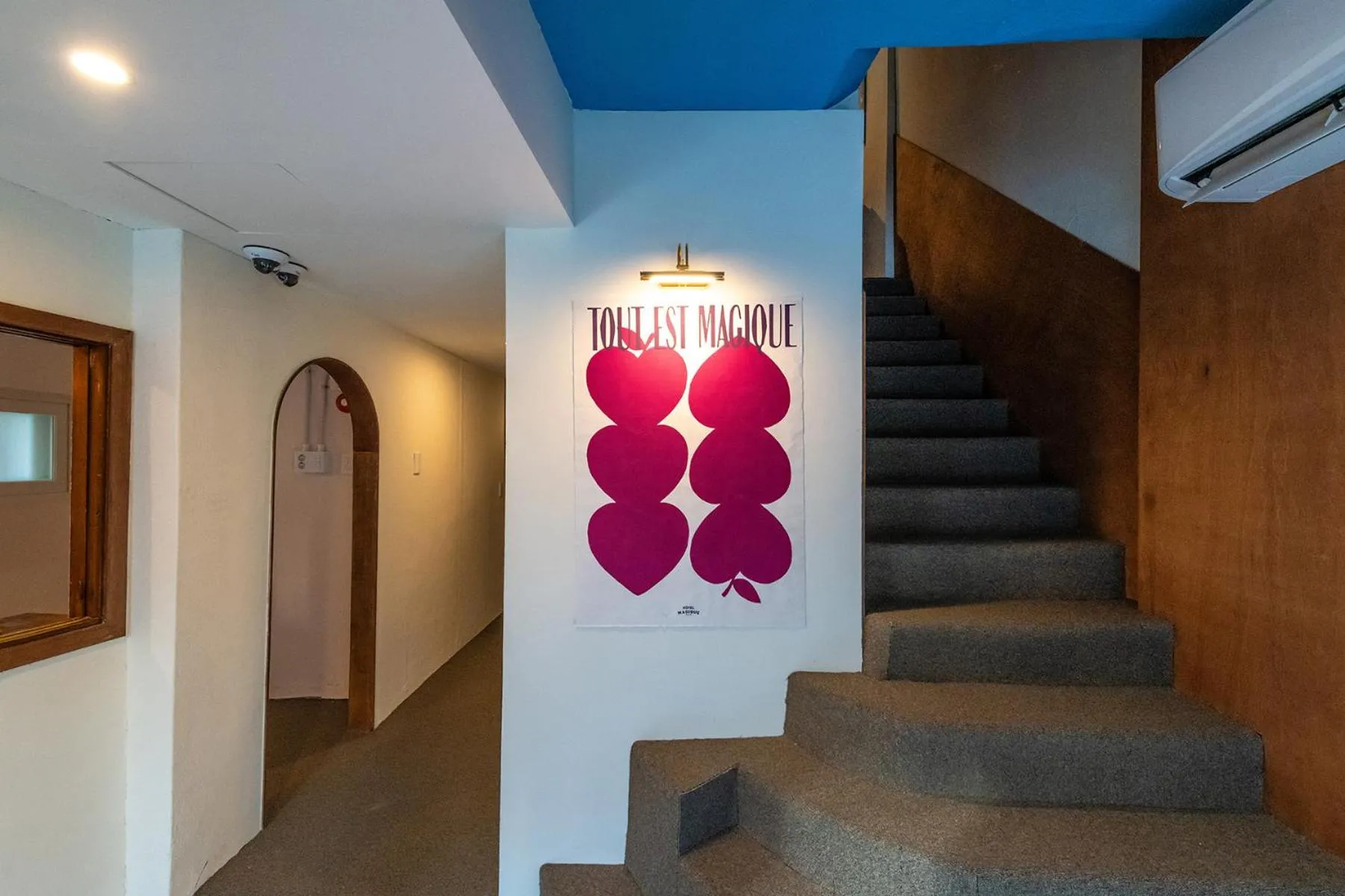 Property building in CrashinYongsan guest house