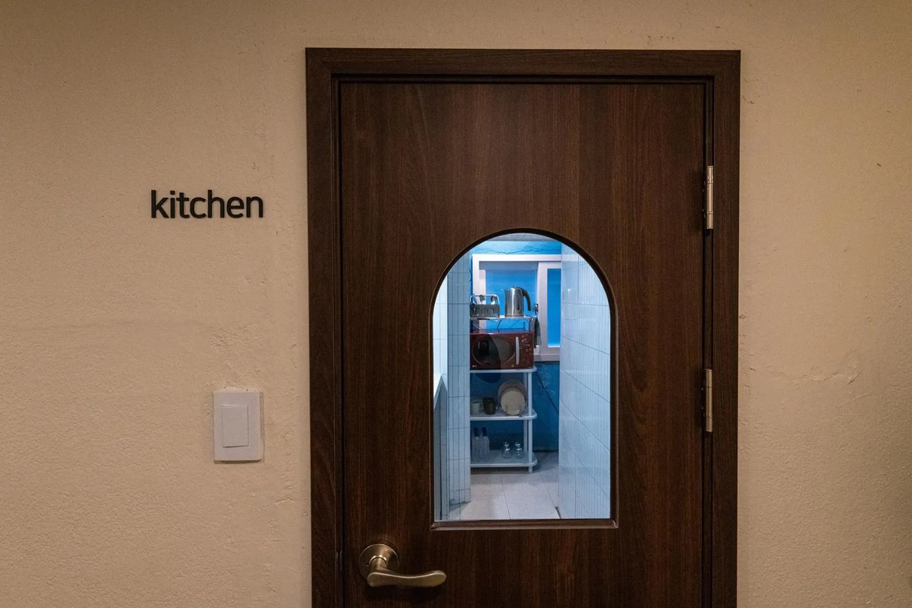 Kitchen or kitchenette in CrashinYongsan guest house