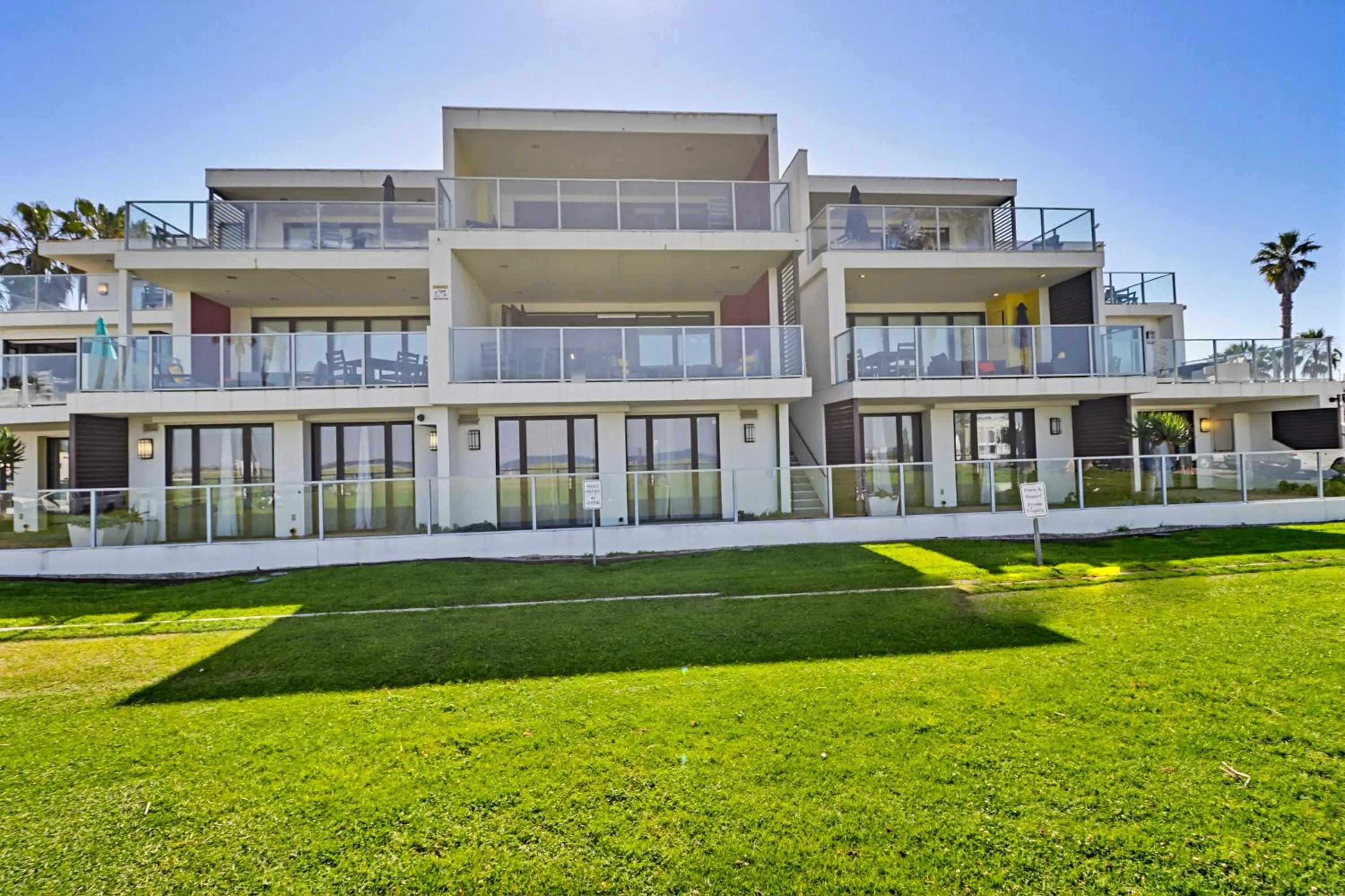 Balcony/Terrace in Ocean Park 03