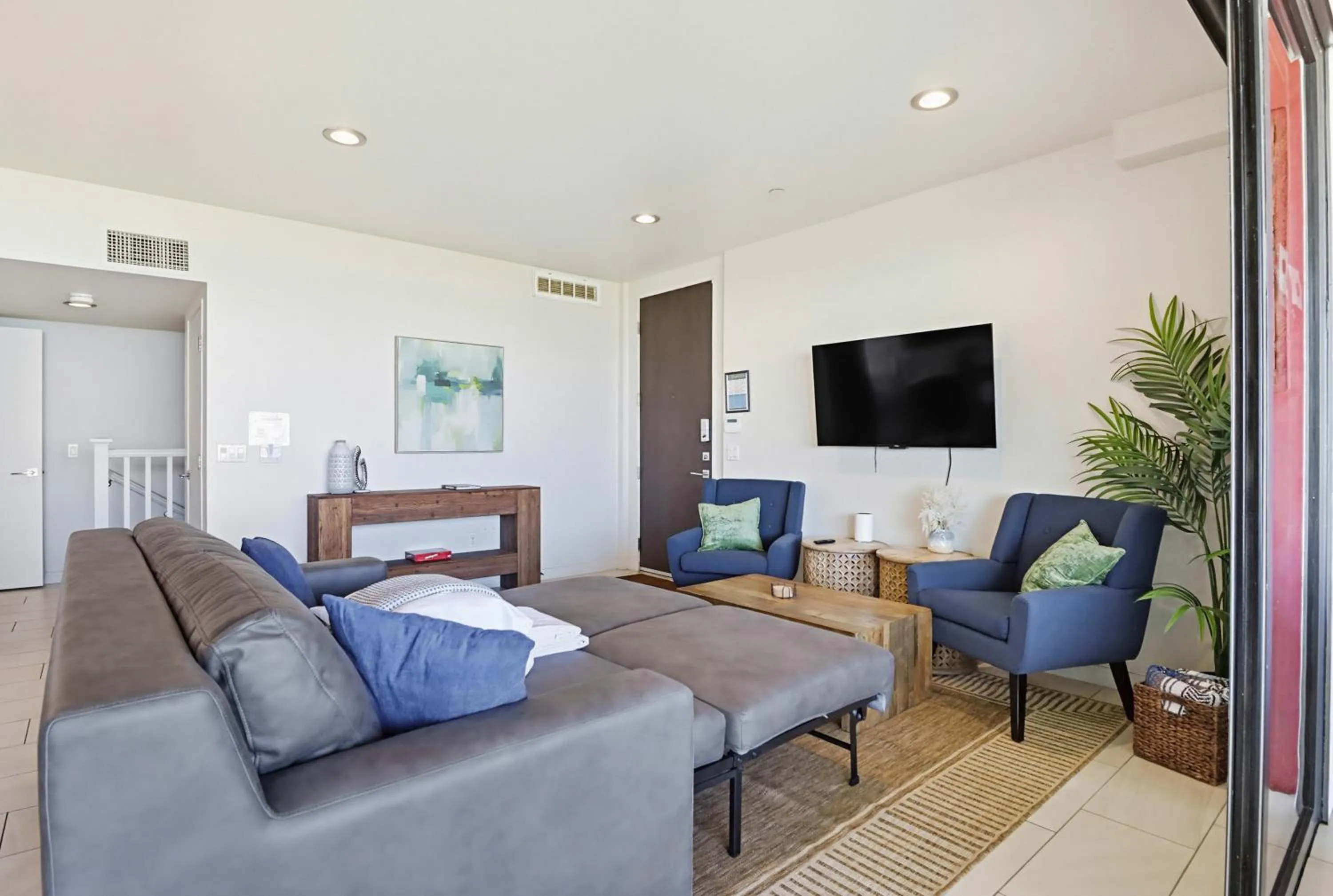 Living room in Ocean Park 03