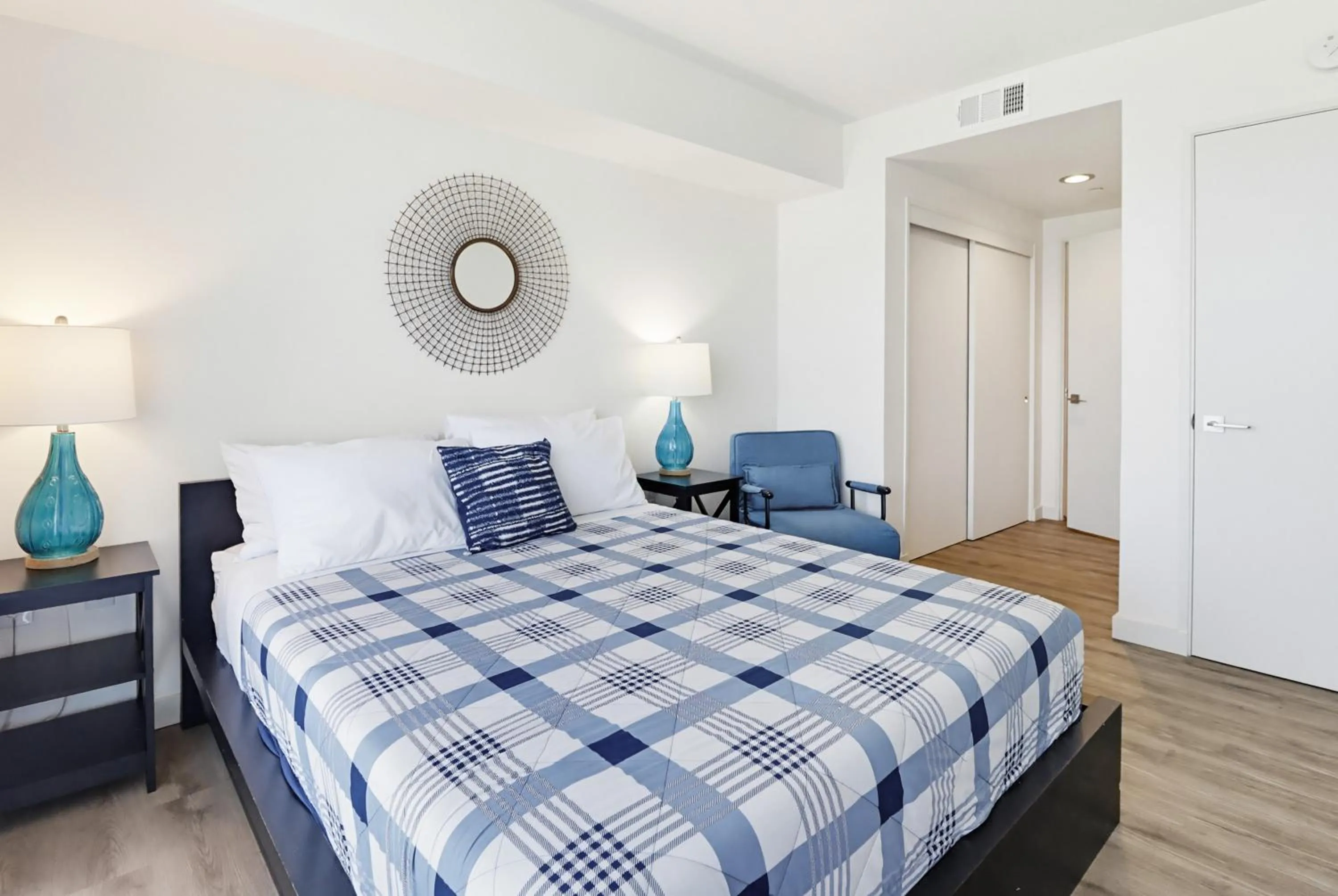 Bed in Ocean Park 03