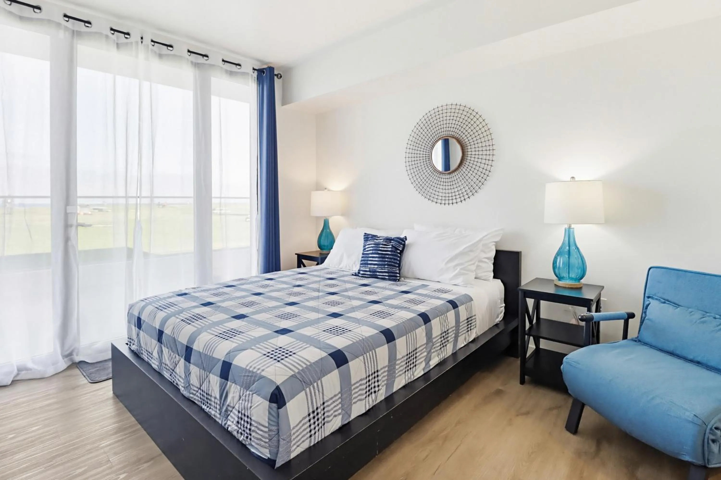 Bed in Ocean Park 03