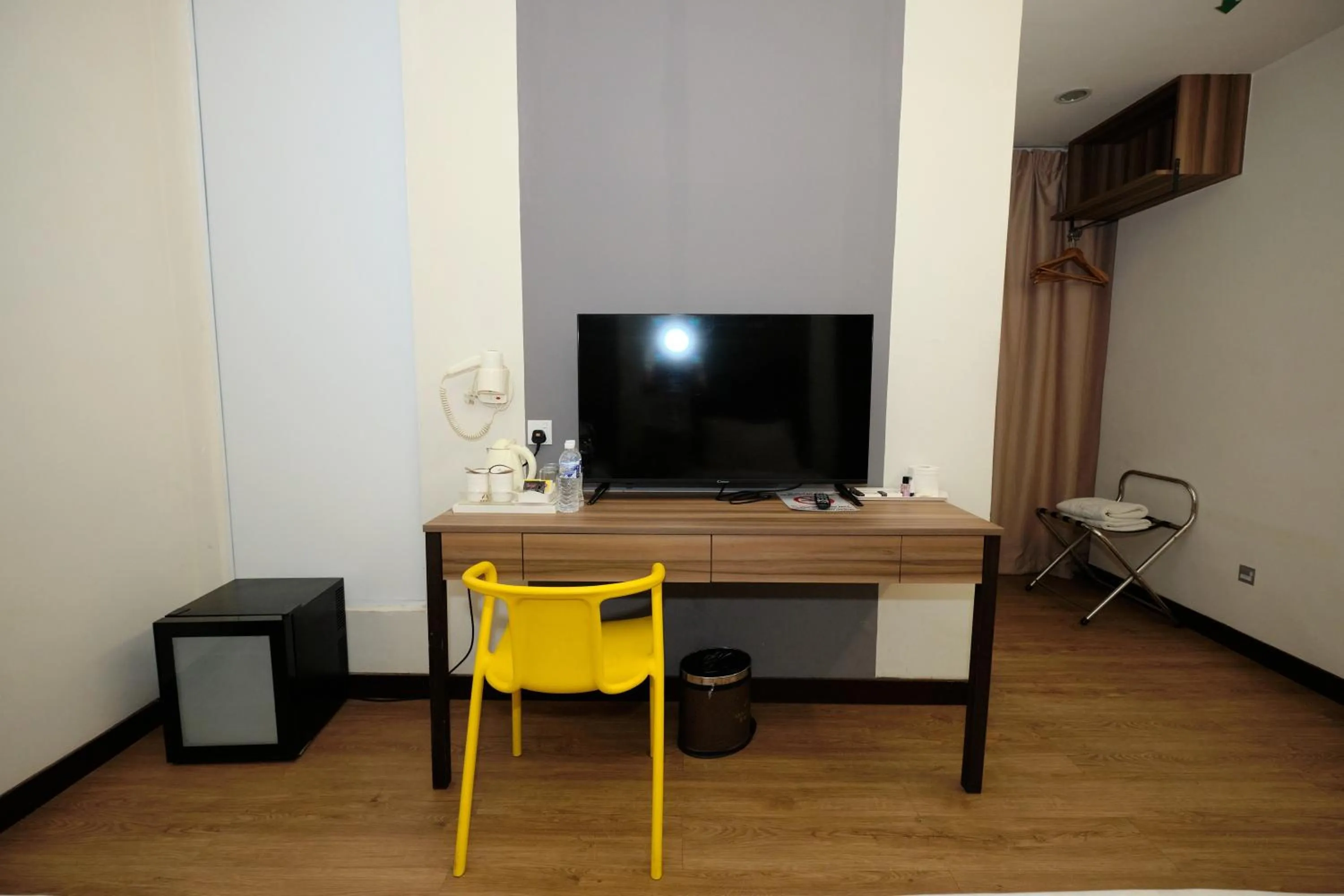 TV and multimedia in Memoire Hornbill Hotel Kuching Sarawak