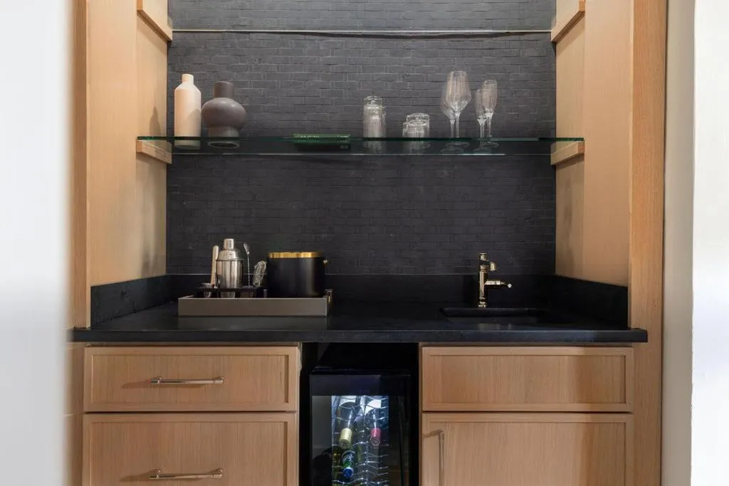 Garden District Hotel