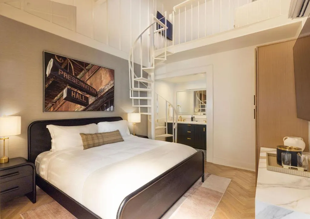 Bed in Garden District Hotel