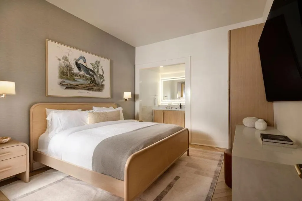 Bed in Garden District Hotel