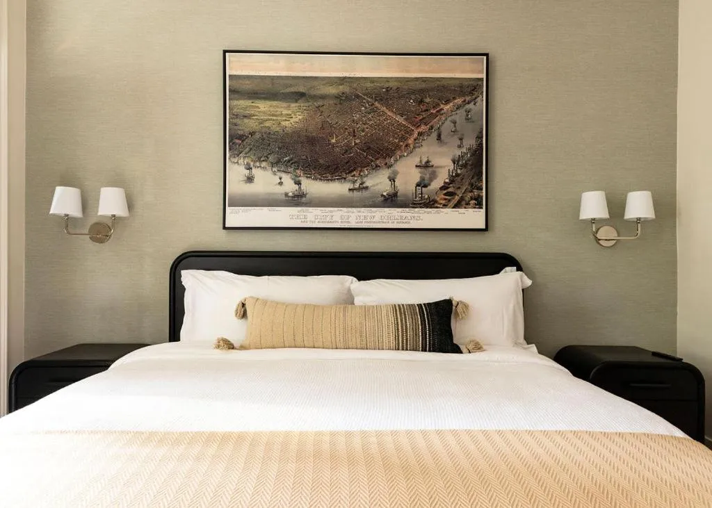 Bed in Garden District Hotel