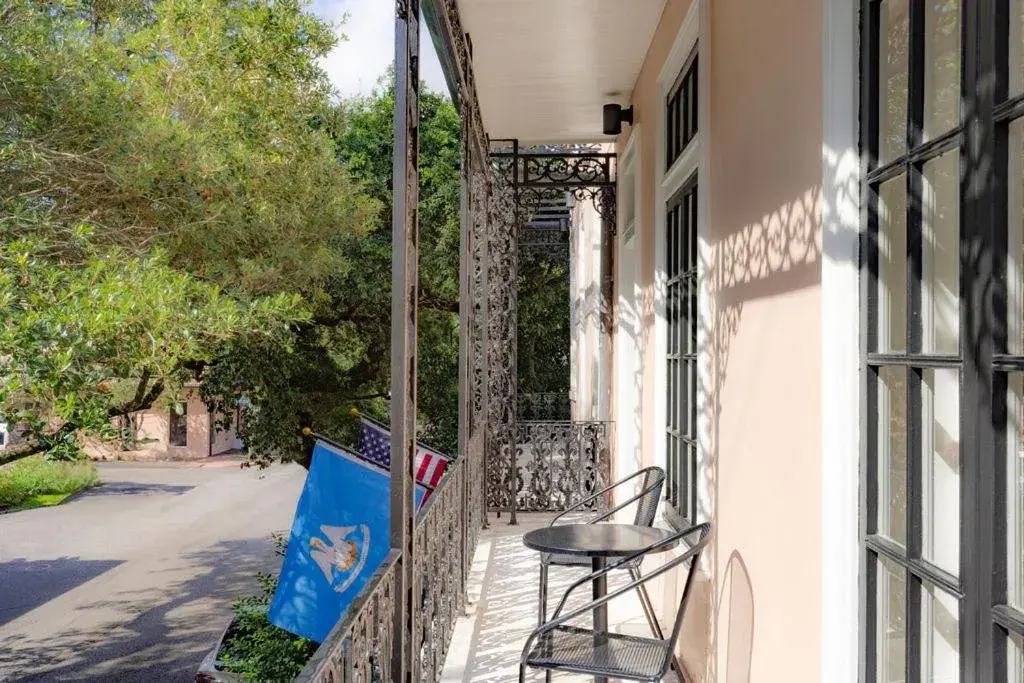 Deluxe Quadruple Room in Garden District Hotel Deluxe Quadruple Room in Garden District Hotel